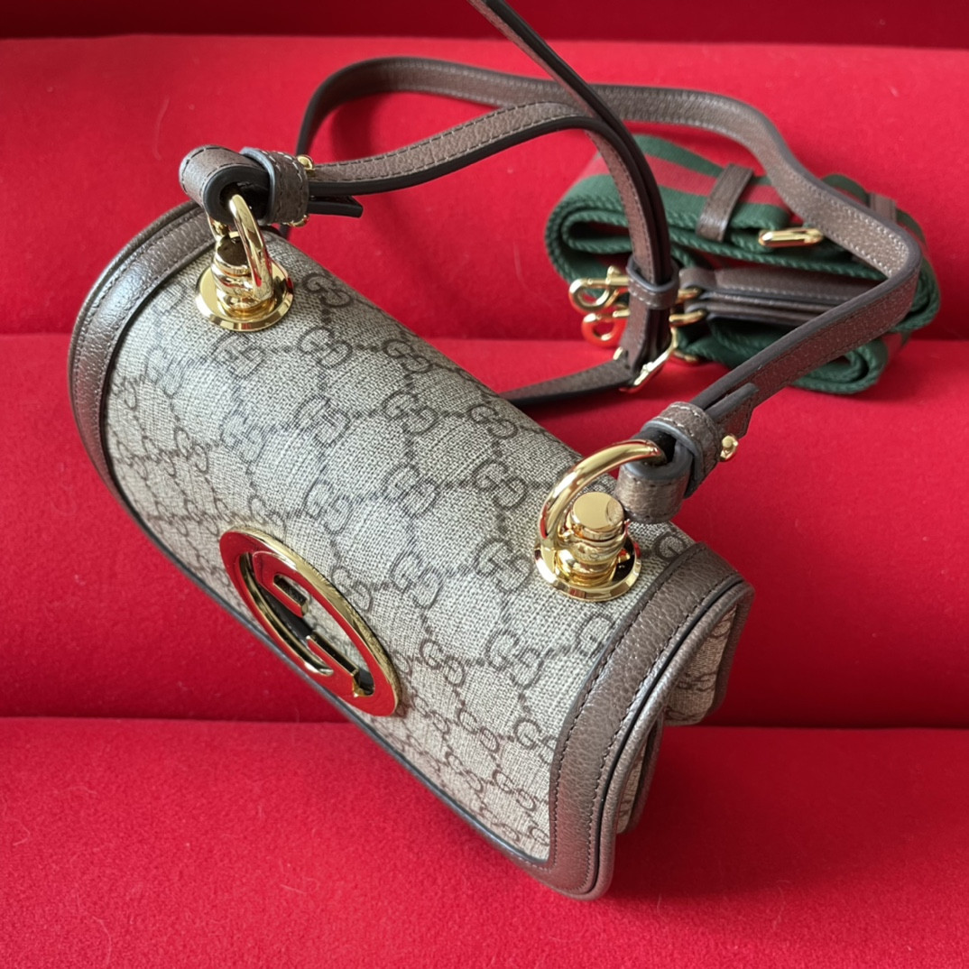 GUCCI BLONDIE MINI BAG Beige and ebony 8.7"W x 5.1"H x 2.2"D