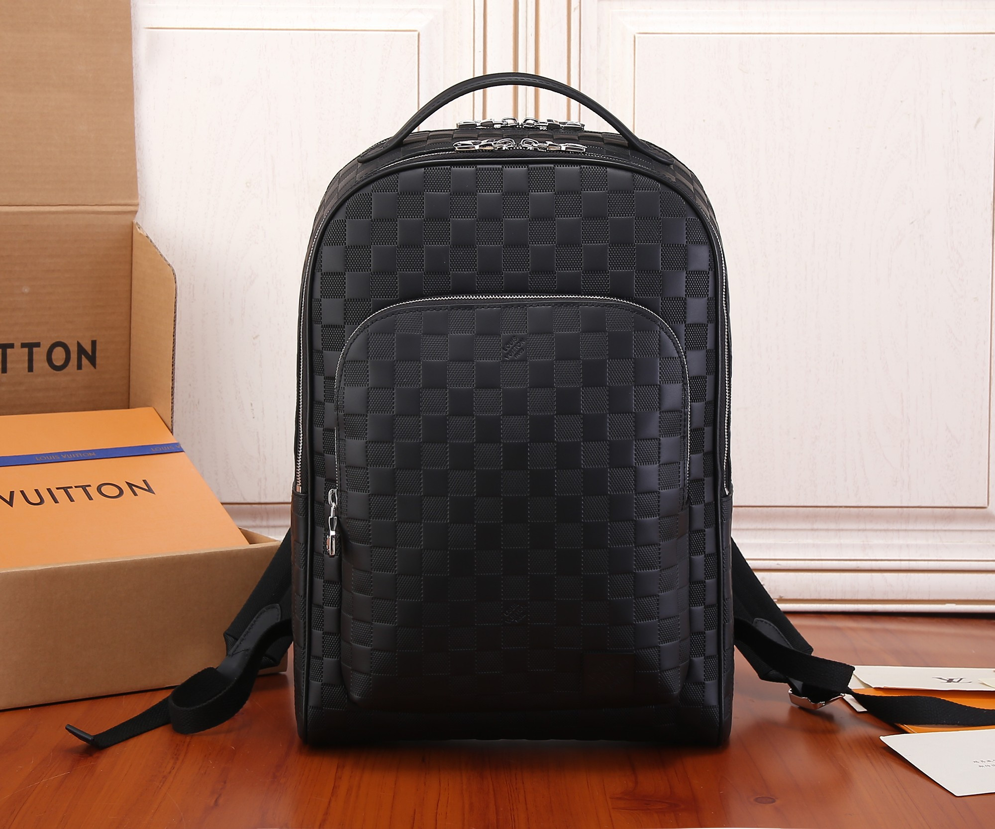 Louis Vuitton N40501 Avenue Backpack 40 x 31 x 15 cm