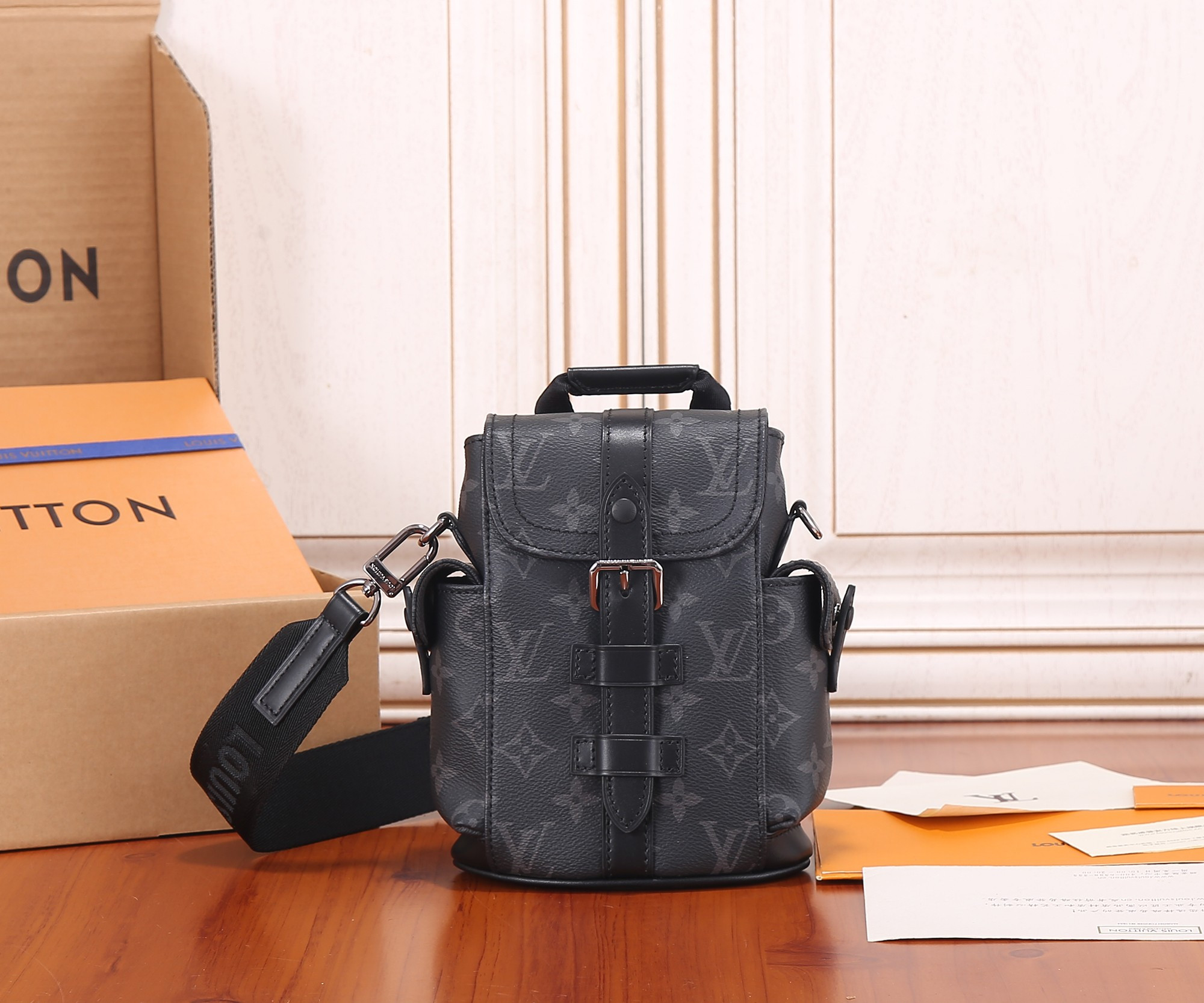 Louis Vuitton LV M82769 Nano Christopher 14 x 19 x 6 cm