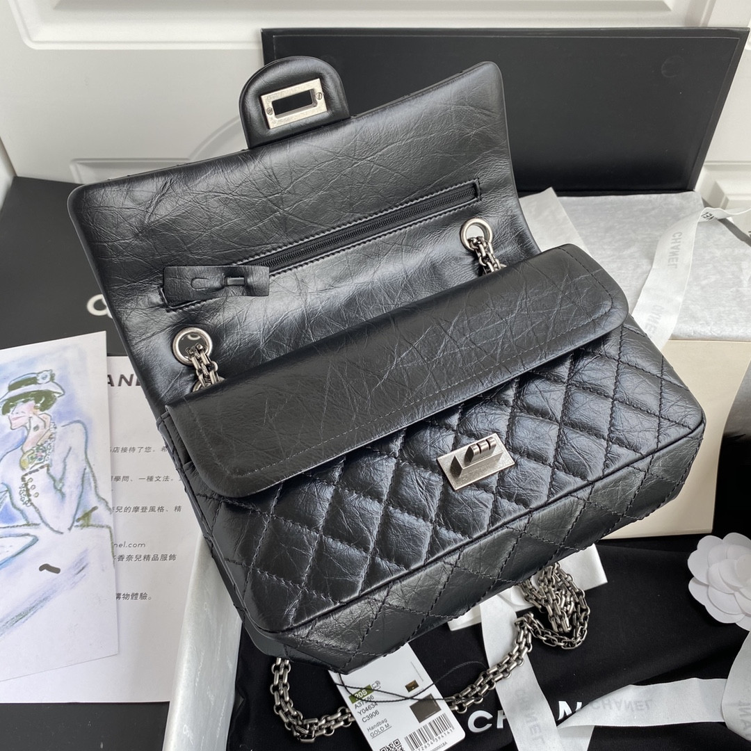 CHANEL 2.55 HANDBAG 6.2 × 9.4 × 2.9 in