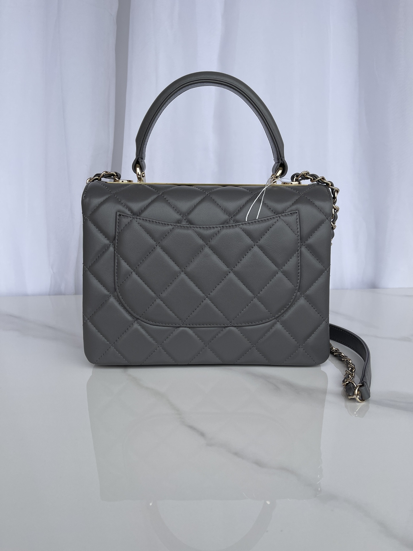CHANEL FLAP BAG WITH TOP HANDLE 6.6 × 9.8 × 4.7 in