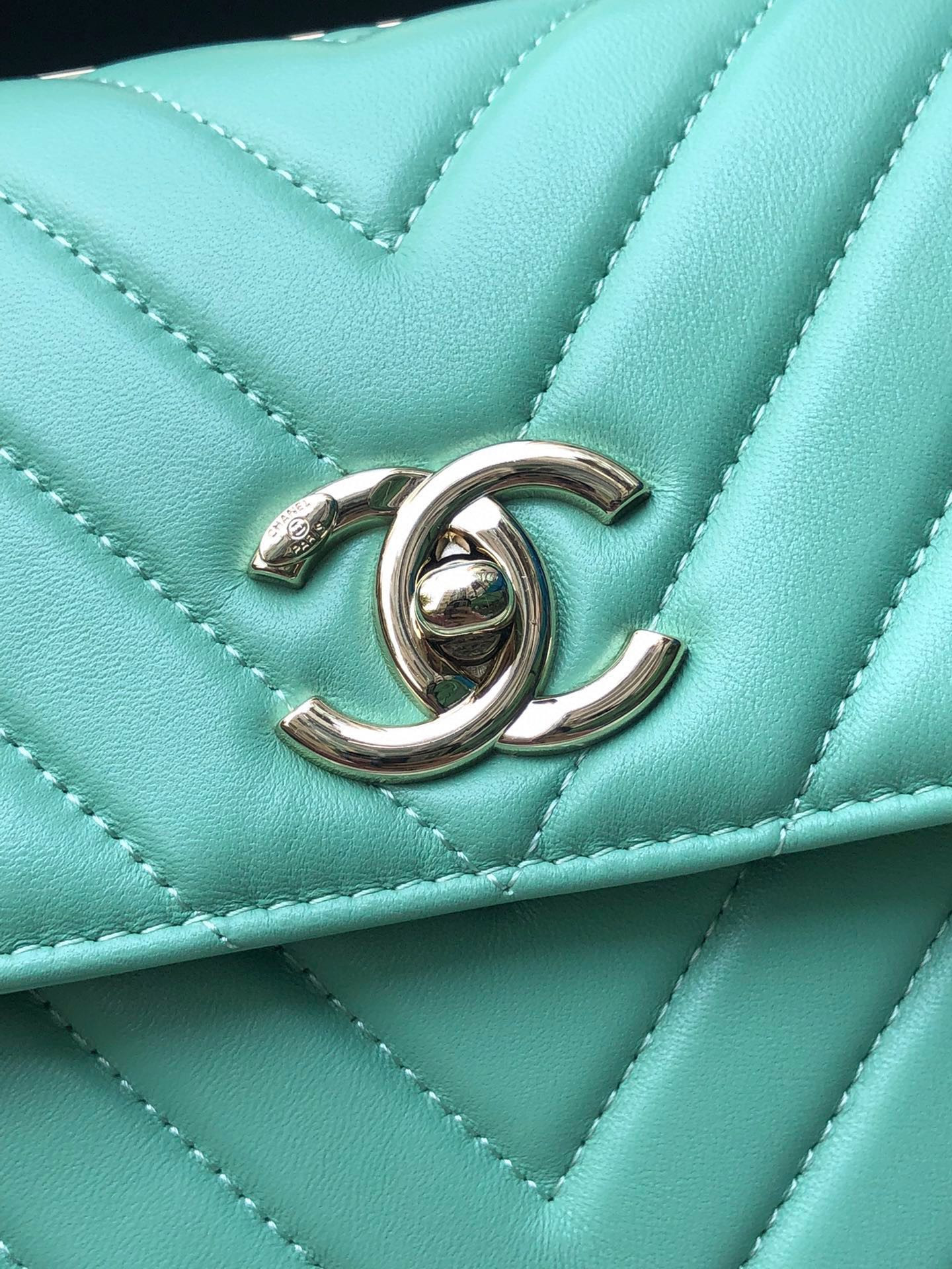 CHANEL FLAP BAG WITH TOP HANDLE BLUE SILVER 6.6 × 9.8 × 4.7 in