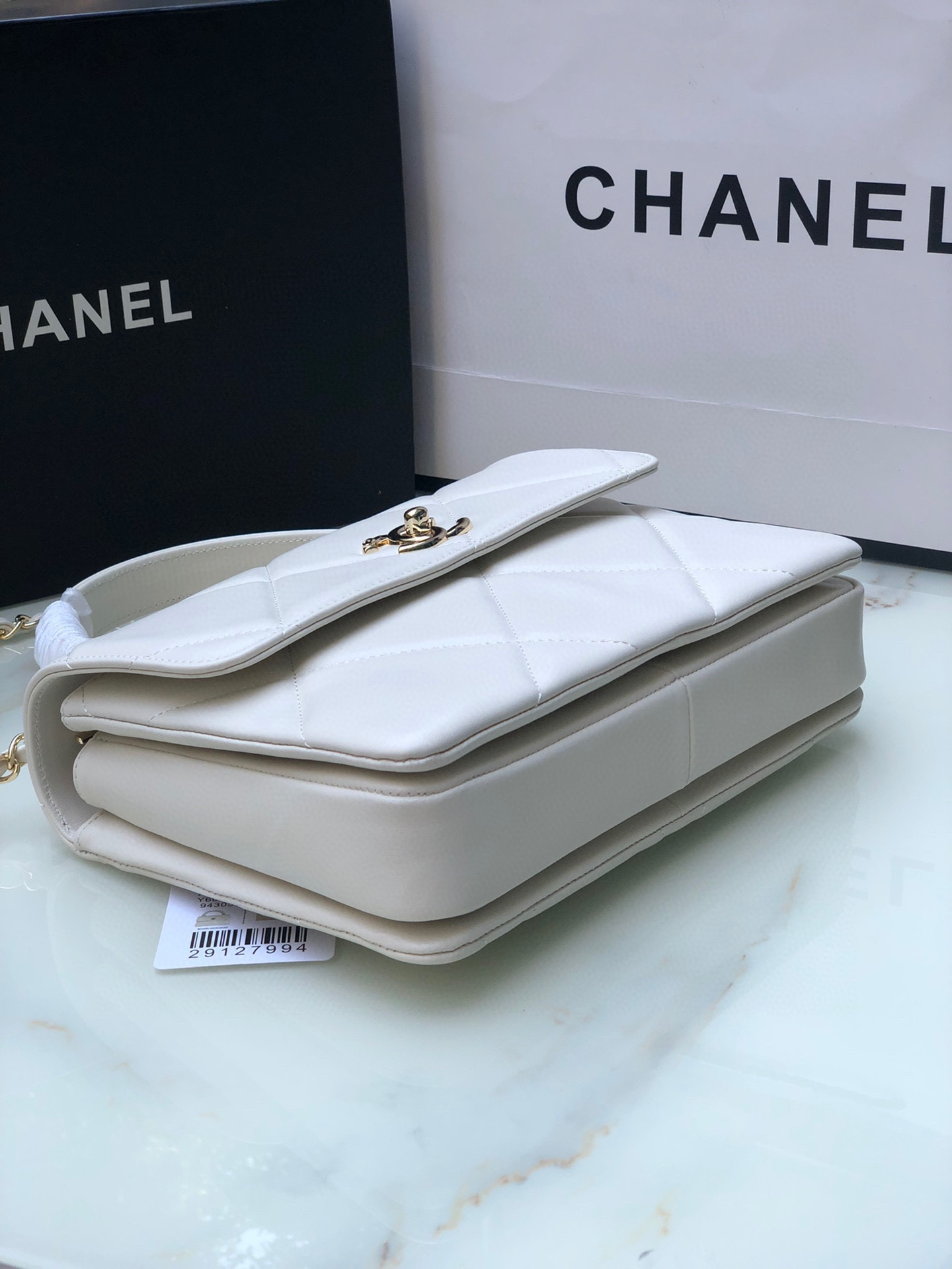 CHANEL FLAP BAG WITH TOP HANDLE 6.6 × 9.8 × 4.7 in