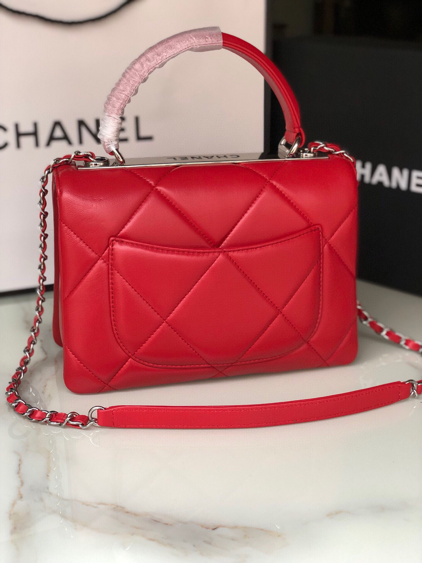 CHANEL FLAP BAG WITH TOP HANDLE 6.6 × 9.8 × 4.7 in