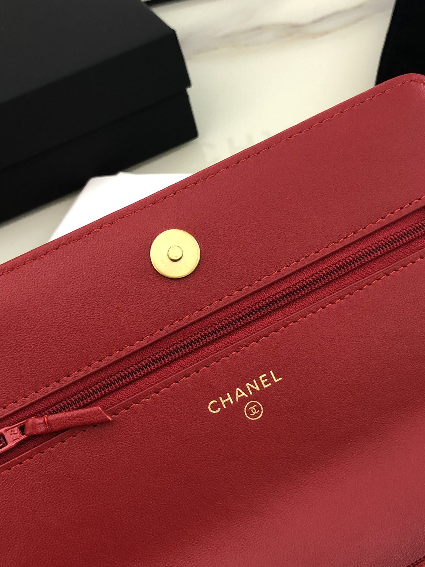 CHANEL CLASSIC WALLET ON CHAIN RED 4.8 × 7.5 × 1.4 in