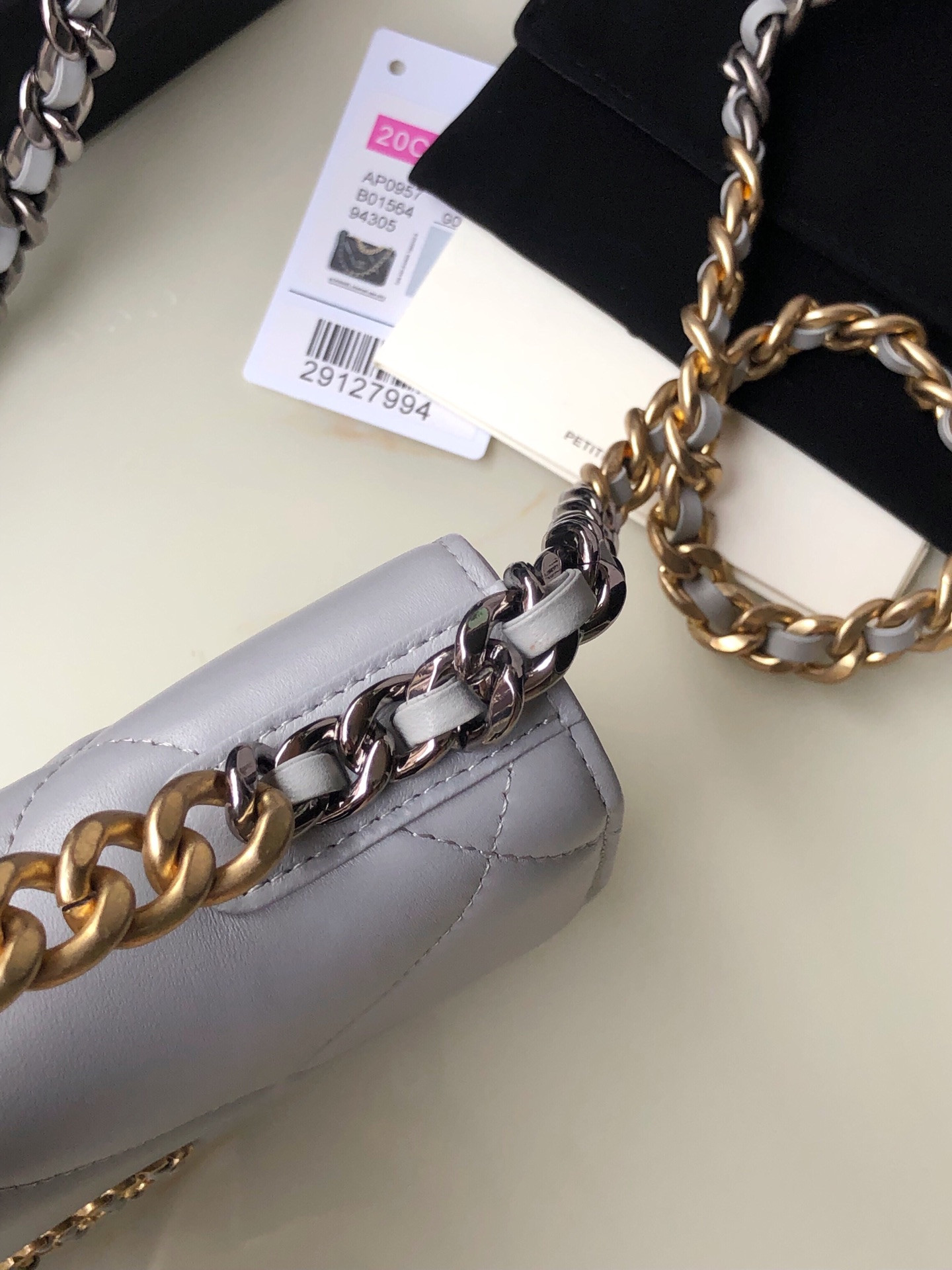 CHANEL CLASSIC WALLET ON CHAIN 4.8 × 7.5 × 1.4 in
