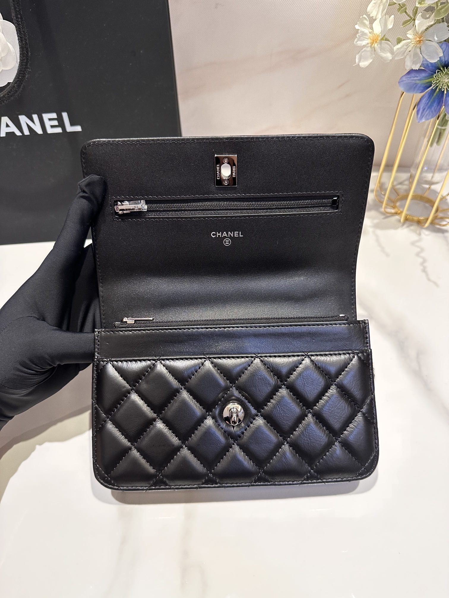 CHANEL CLASSIC WALLET ON CHAIN 4.8 × 7.5 × 1.4 in