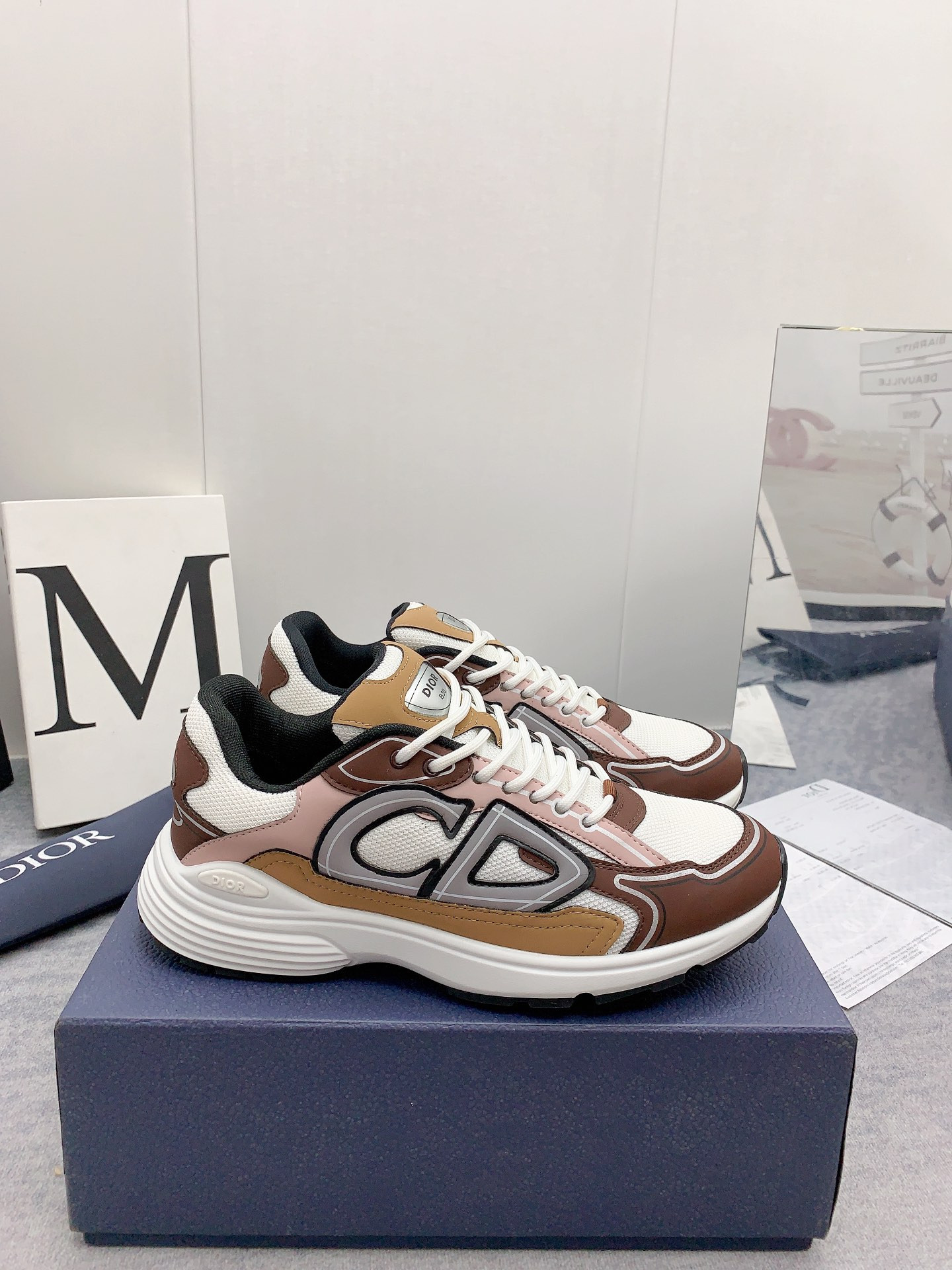 UA Dior B30 White Brown Beige