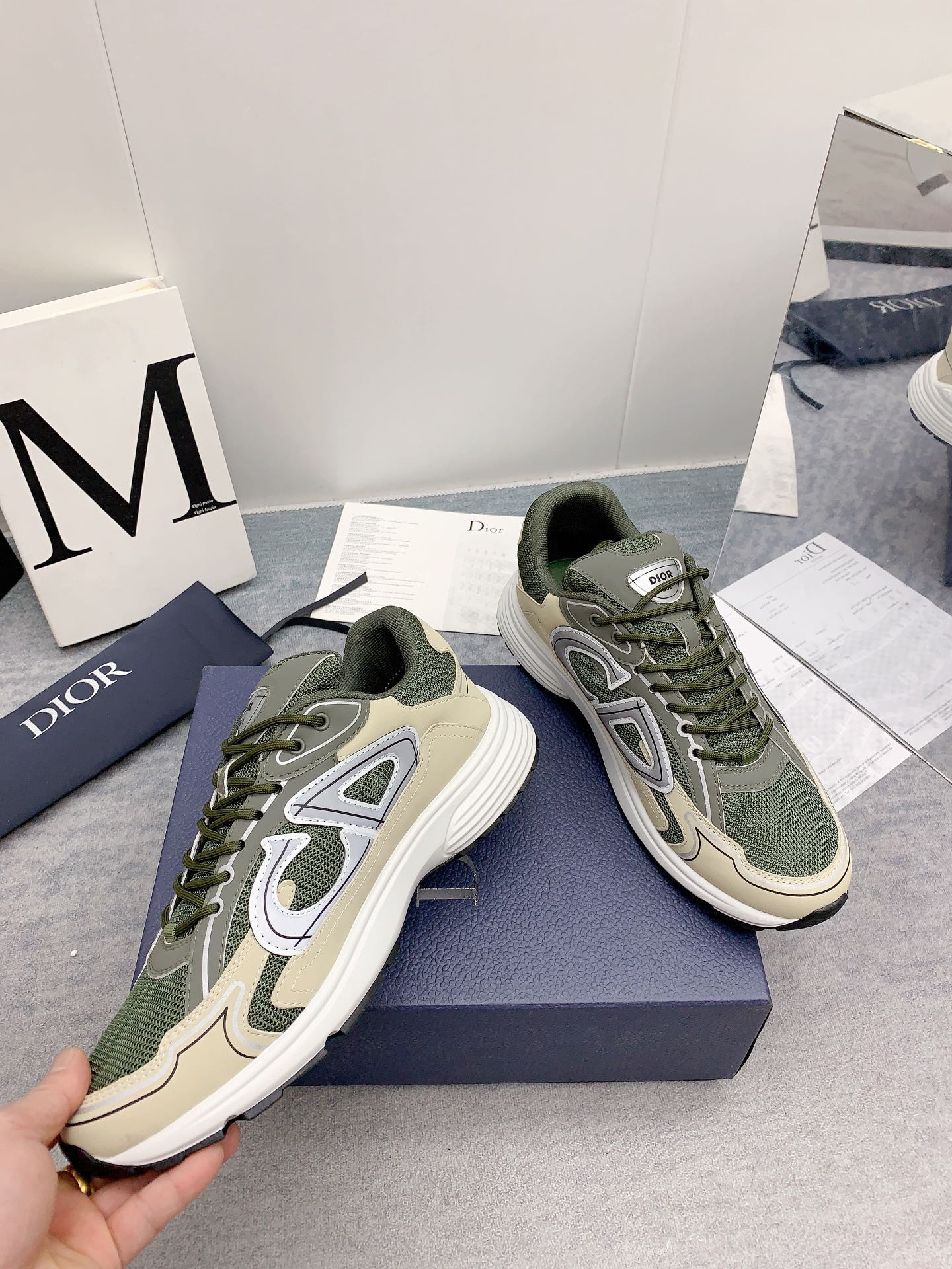 UA Dior B30 Olive
