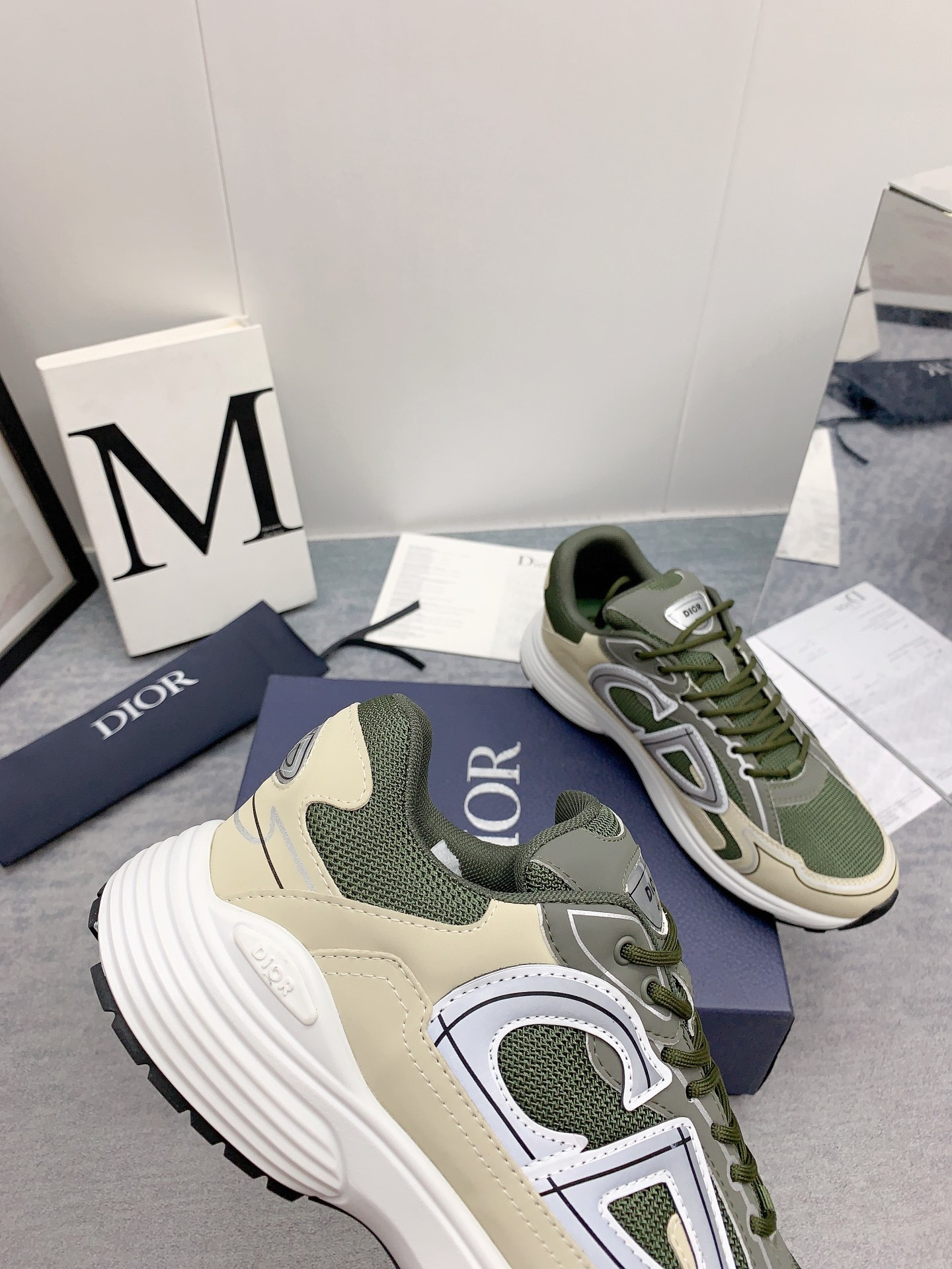 UA Dior B30 Olive