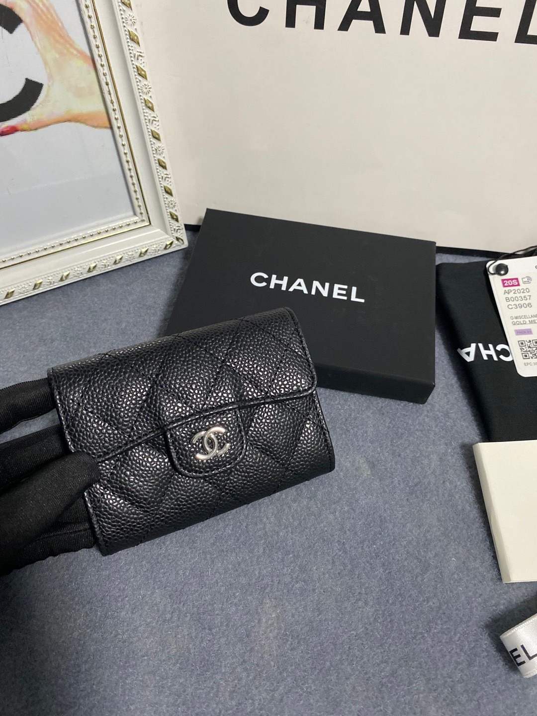 CHANEL FLAP WALLET 12 x 8.5cm