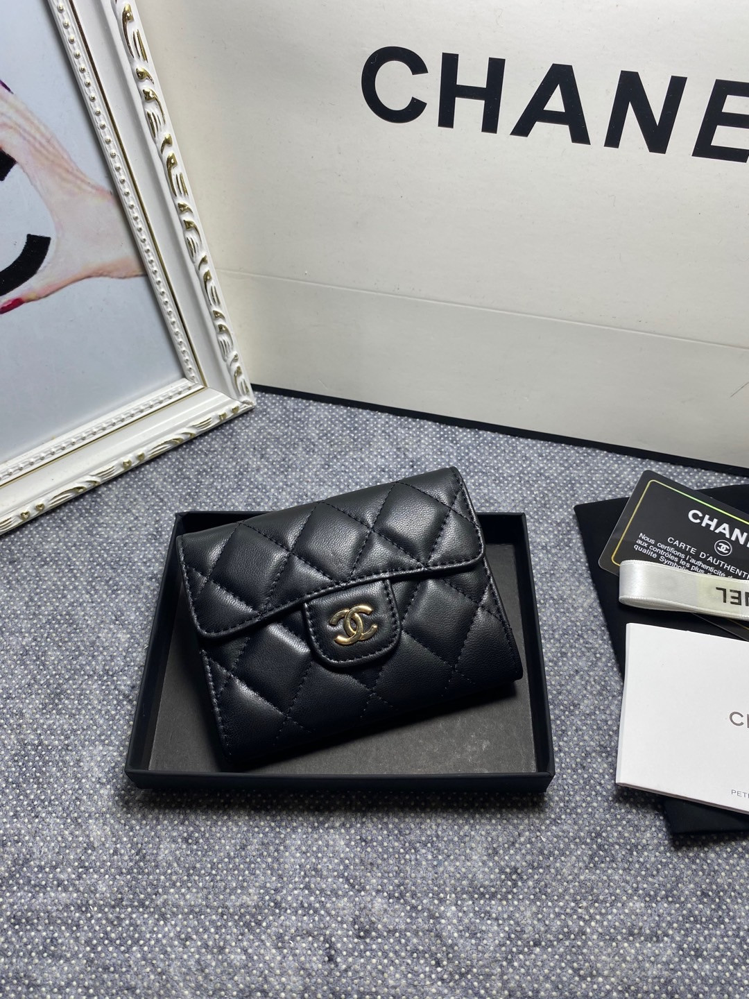 CHANEL FLAP WALLET 12 x 8.5cm