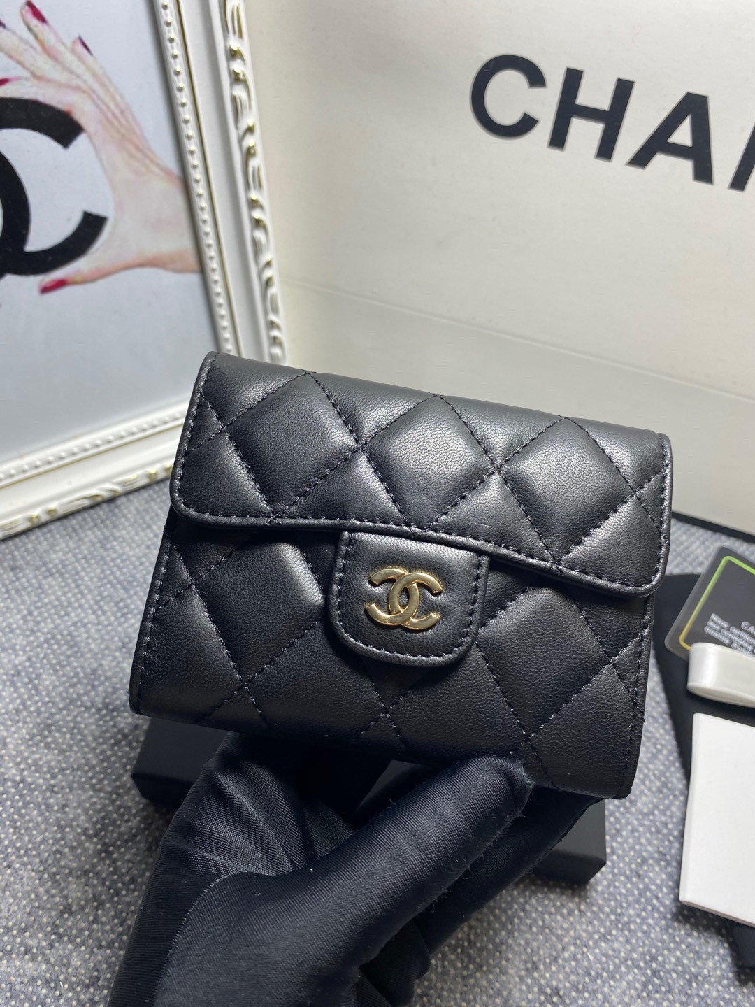 CHANEL FLAP WALLET 12 x 8.5cm