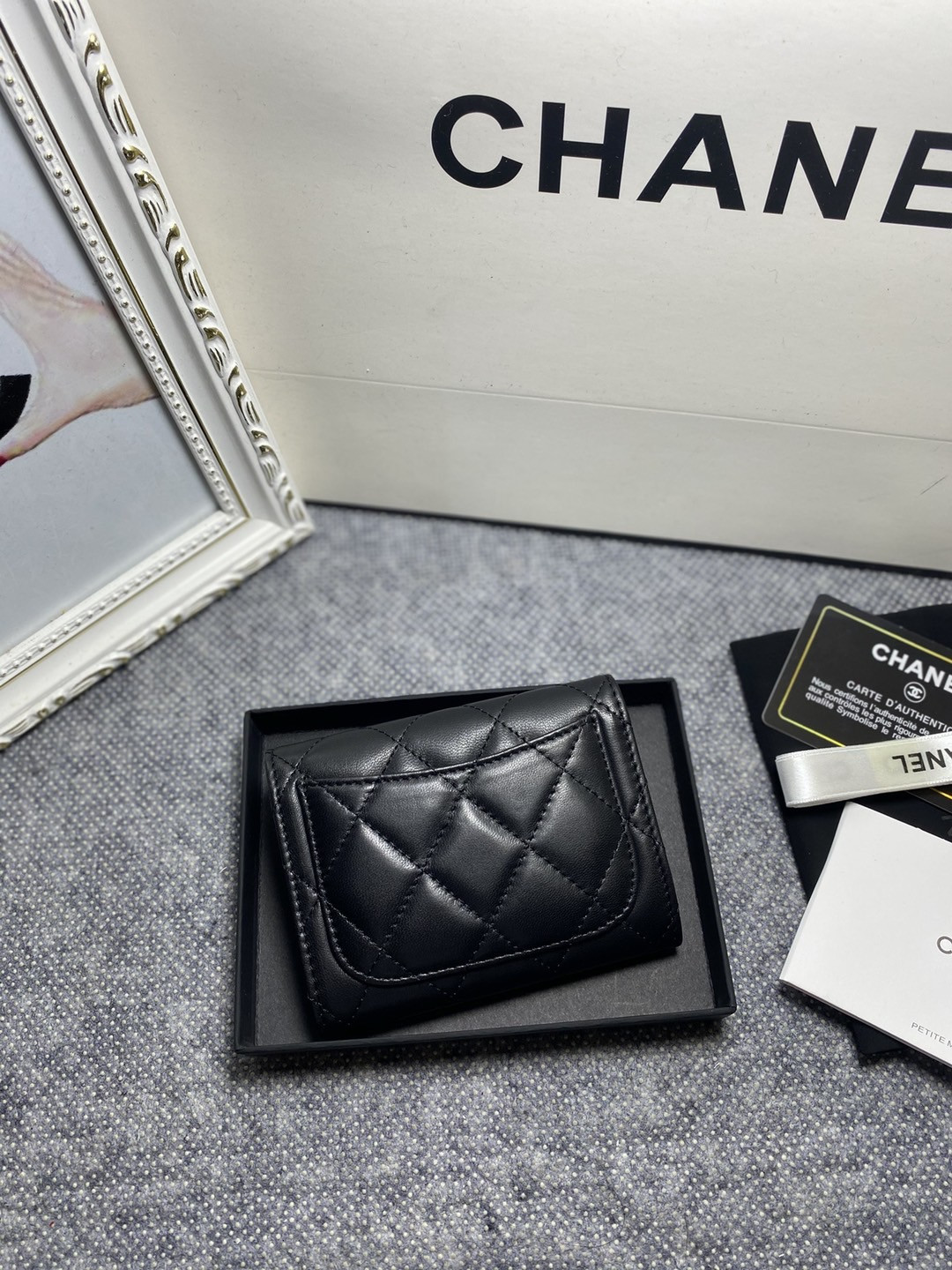 CHANEL FLAP WALLET 12 x 8.5cm