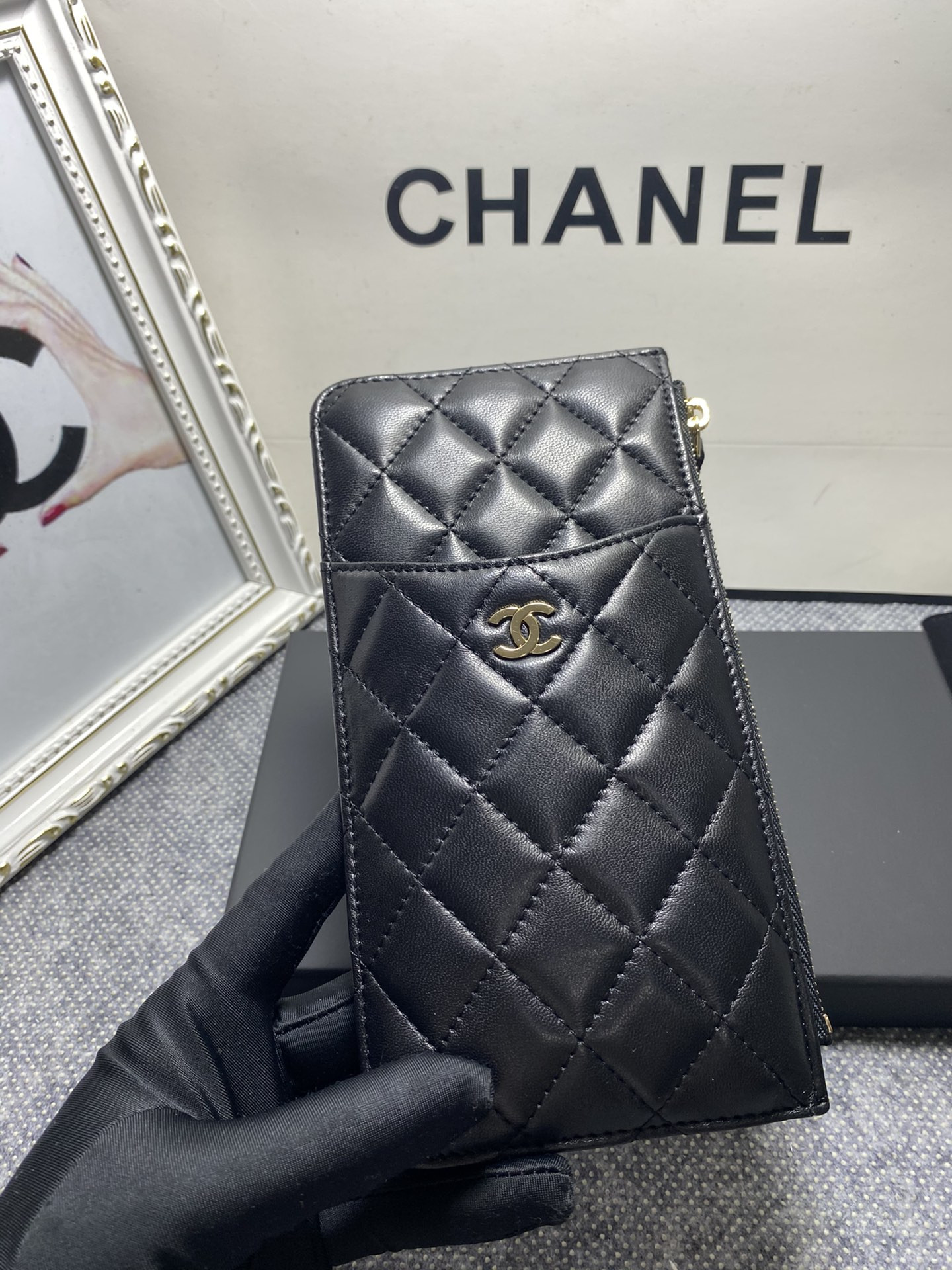 CHANEL LONG ZIPPED WALLET 19-11cm