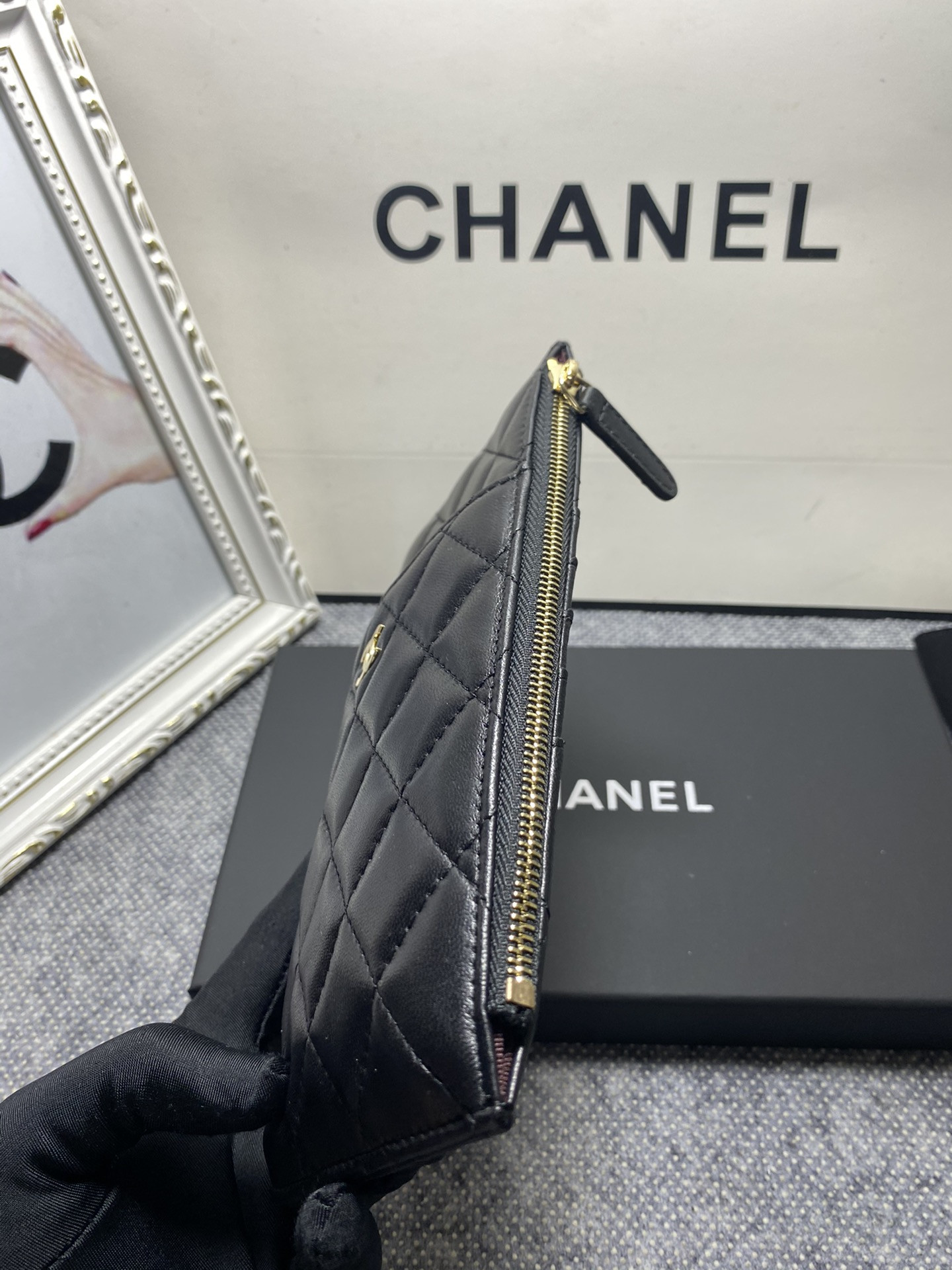 CHANEL LONG ZIPPED WALLET 19-11cm