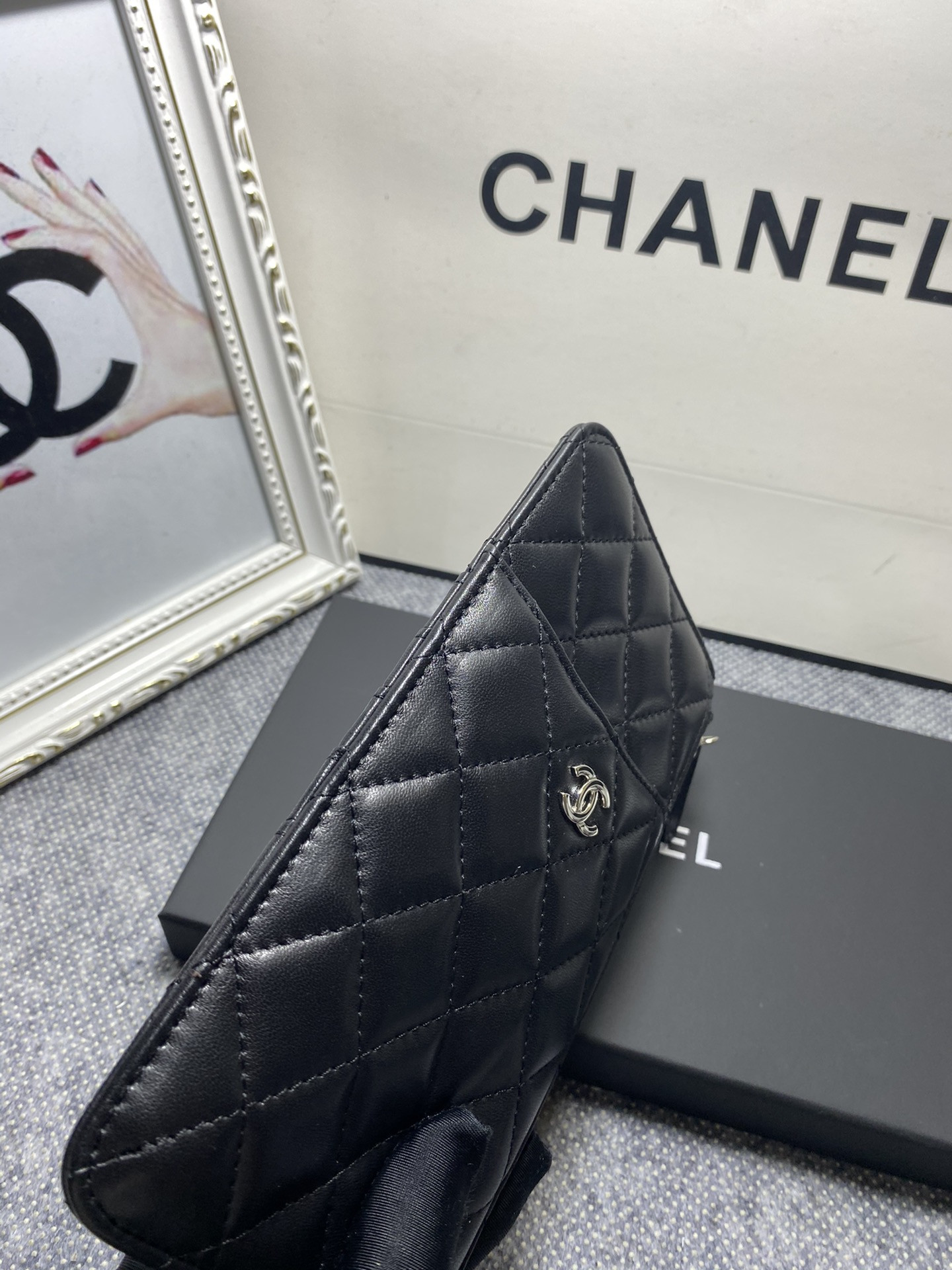 CHANEL LONG ZIPPED WALLET 19-11cm