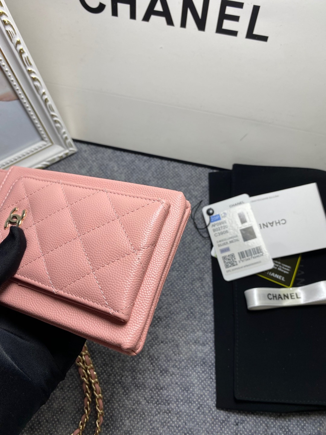 CHANEL LONG ZIPPED WALLET 19-11cm