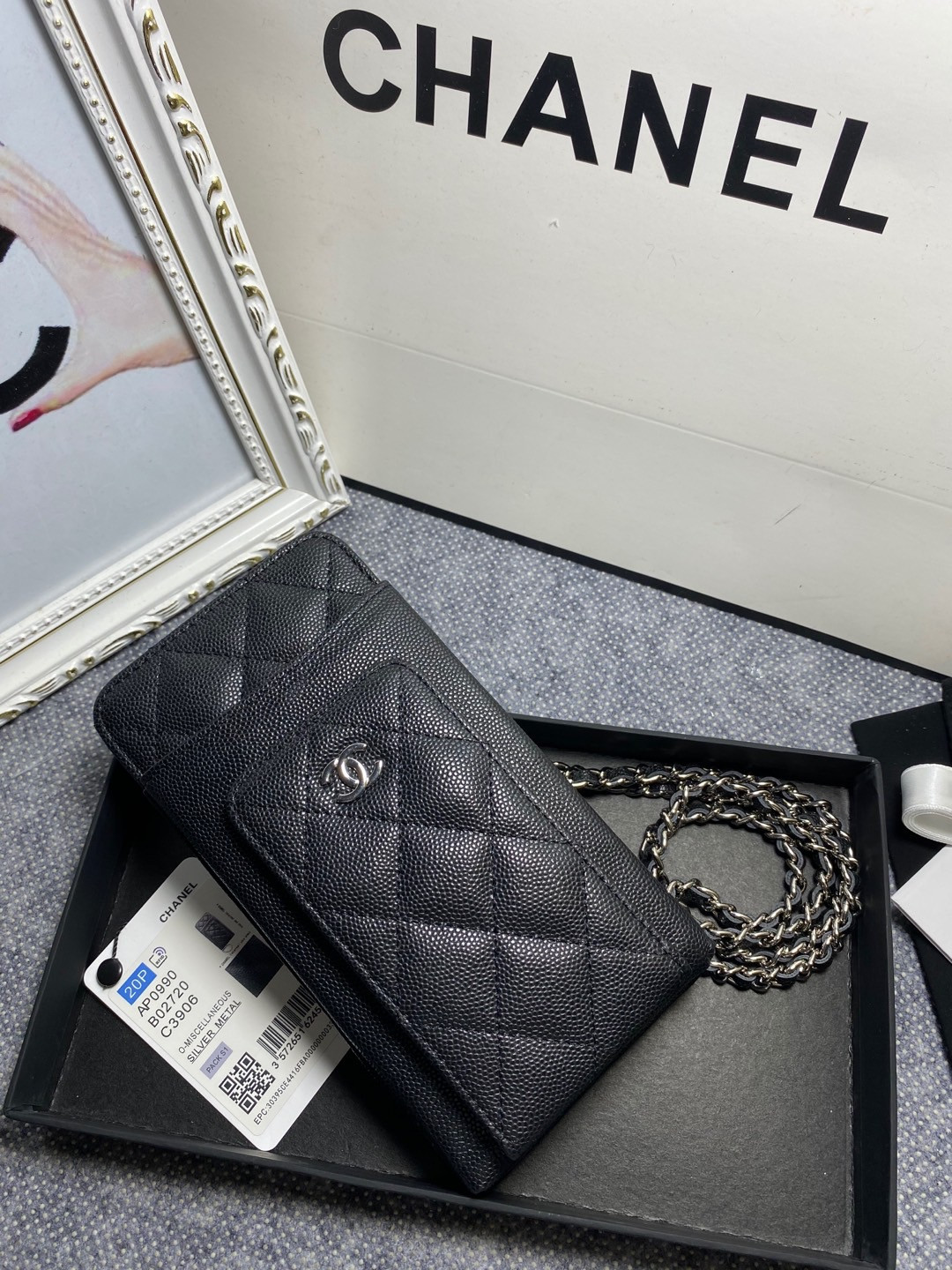 CHANEL LONG ZIPPED WALLET 19-11cm