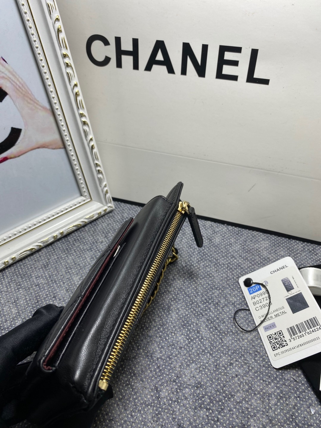 CHANEL LONG ZIPPED WALLET 19-11cm