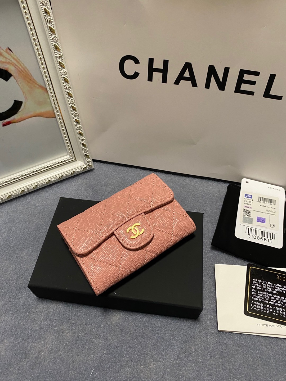CHANEL CARD HOLDER 11.3 x 7.5 x 2.5 cm