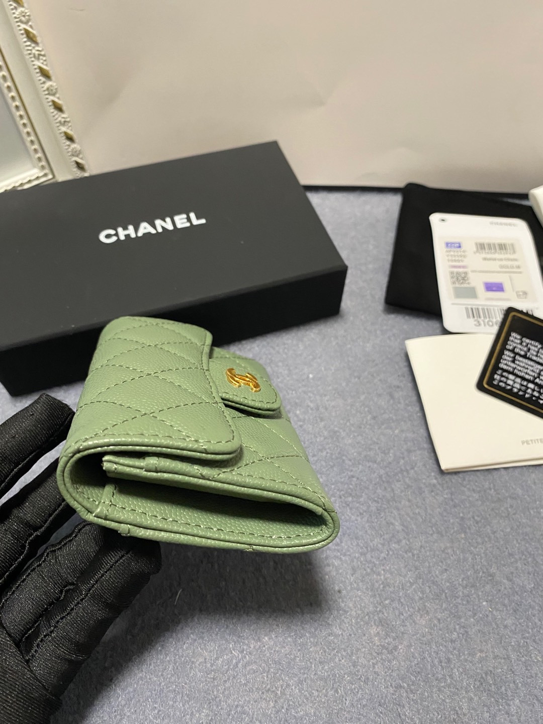 CHANEL CARD HOLDER 11.3 x 7.5 x 2.5 cm