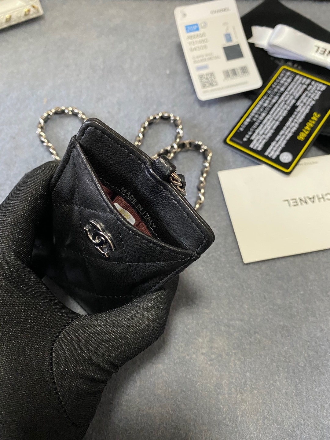 CHANEL CARD HOLDER 10.5 x7 x  0.5cm