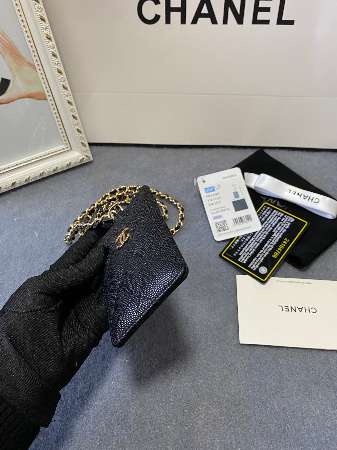 CHANEL CARD HOLDER 10.5 x7 x  0.5cm