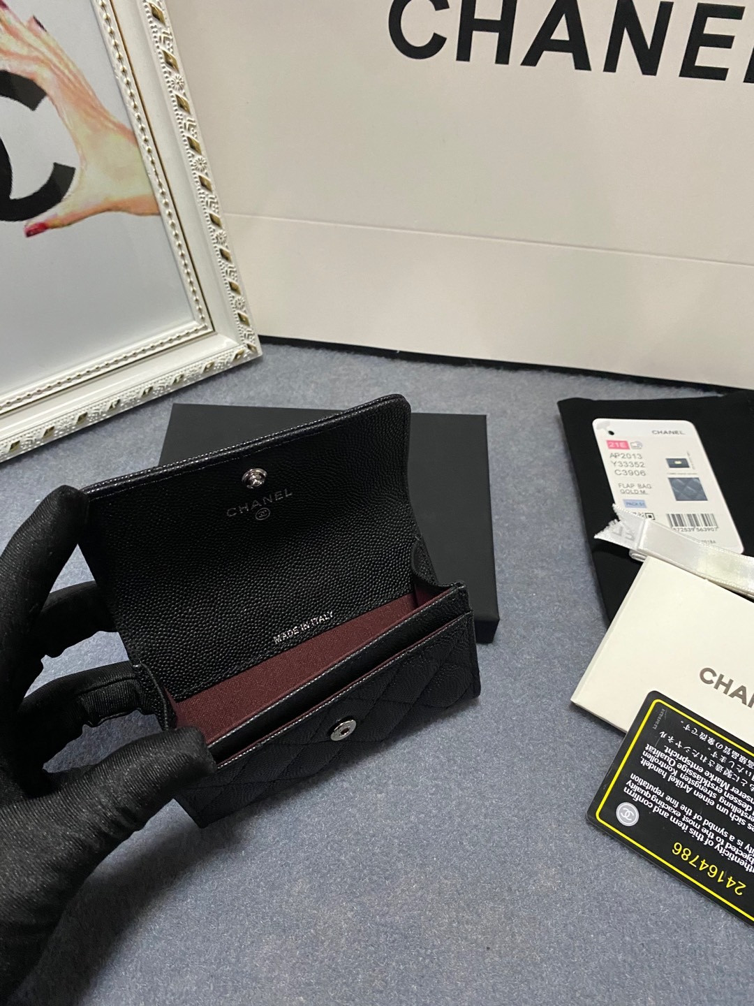 CHANEL CARD HOLDER 11.3 x 7.5 x 2.5 cm