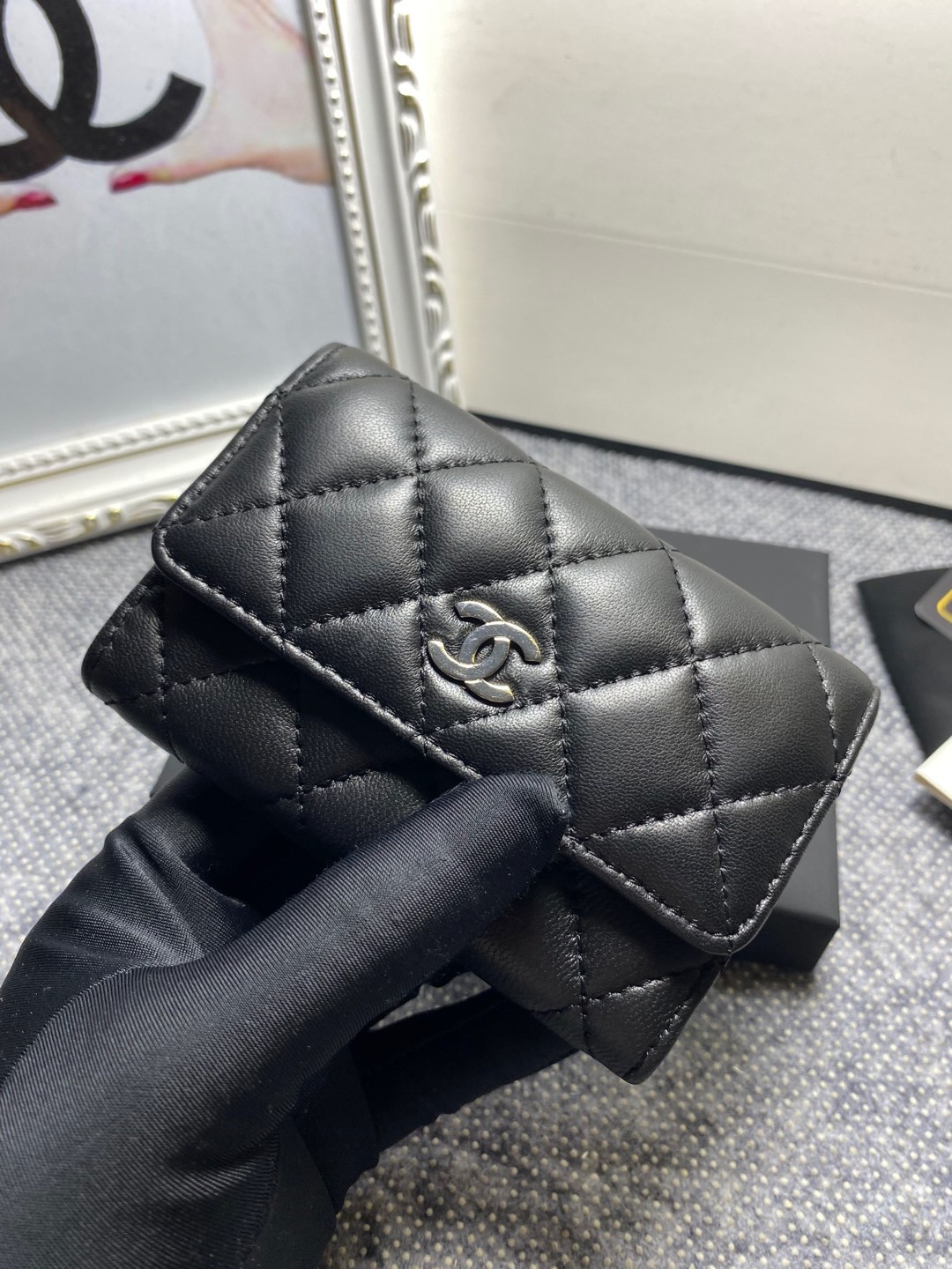 CHANEL CARD HOLDER 11.3 x 7.5 x 2.5 cm