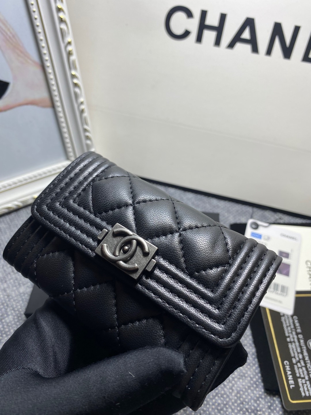 CHANEL FLAP WALLET 12-7CM