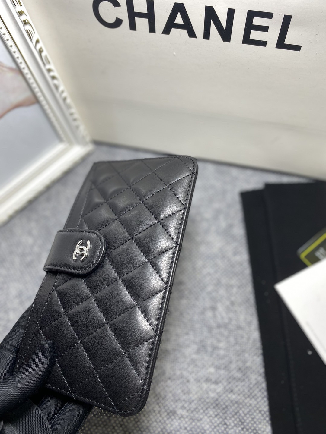 CHANEL CARD HOLDER 15-10cm