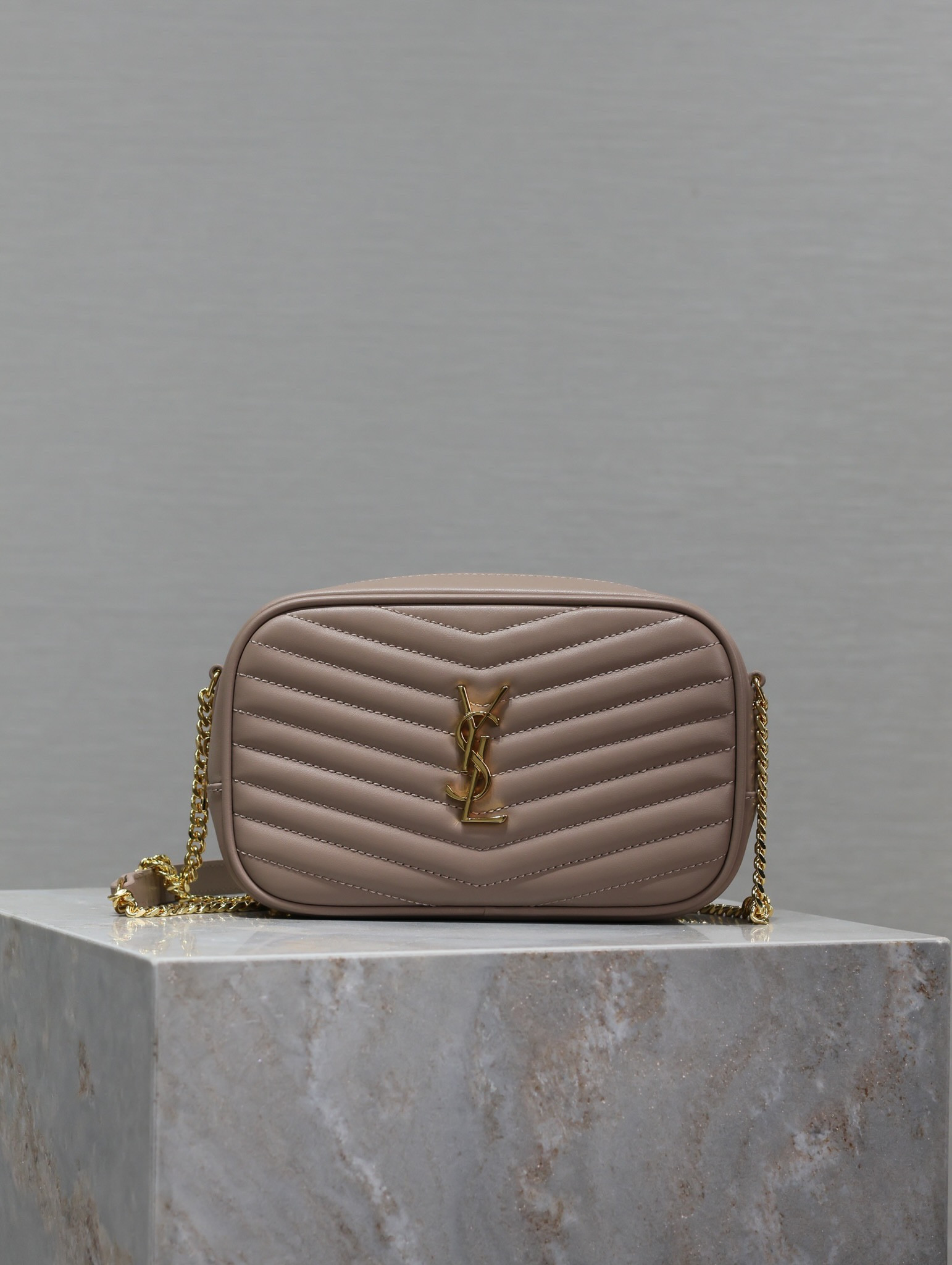 YSL MINI LOU IN QUILTED LEATHER 7.5 X 4.1 X 2 INCHES