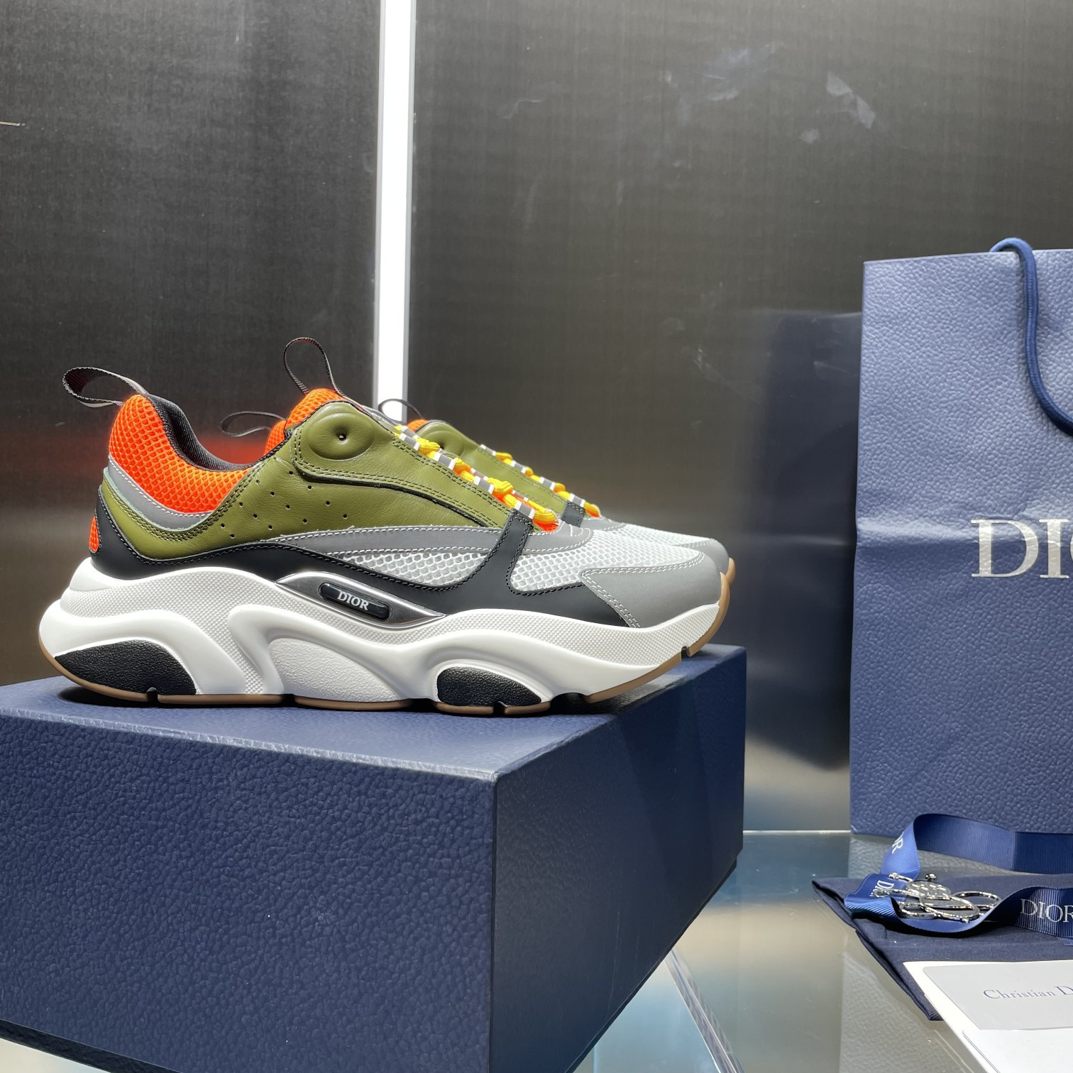 UA Dior B22 green Sneaker