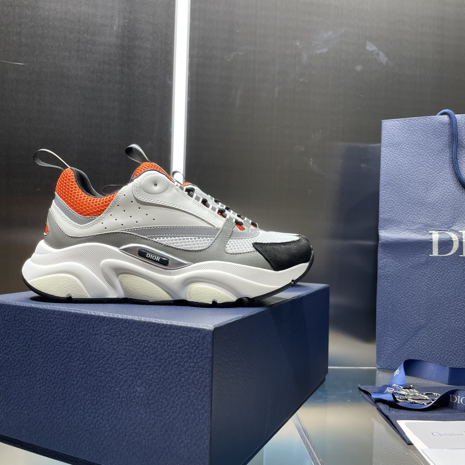 UA Dior B22 Sneaker