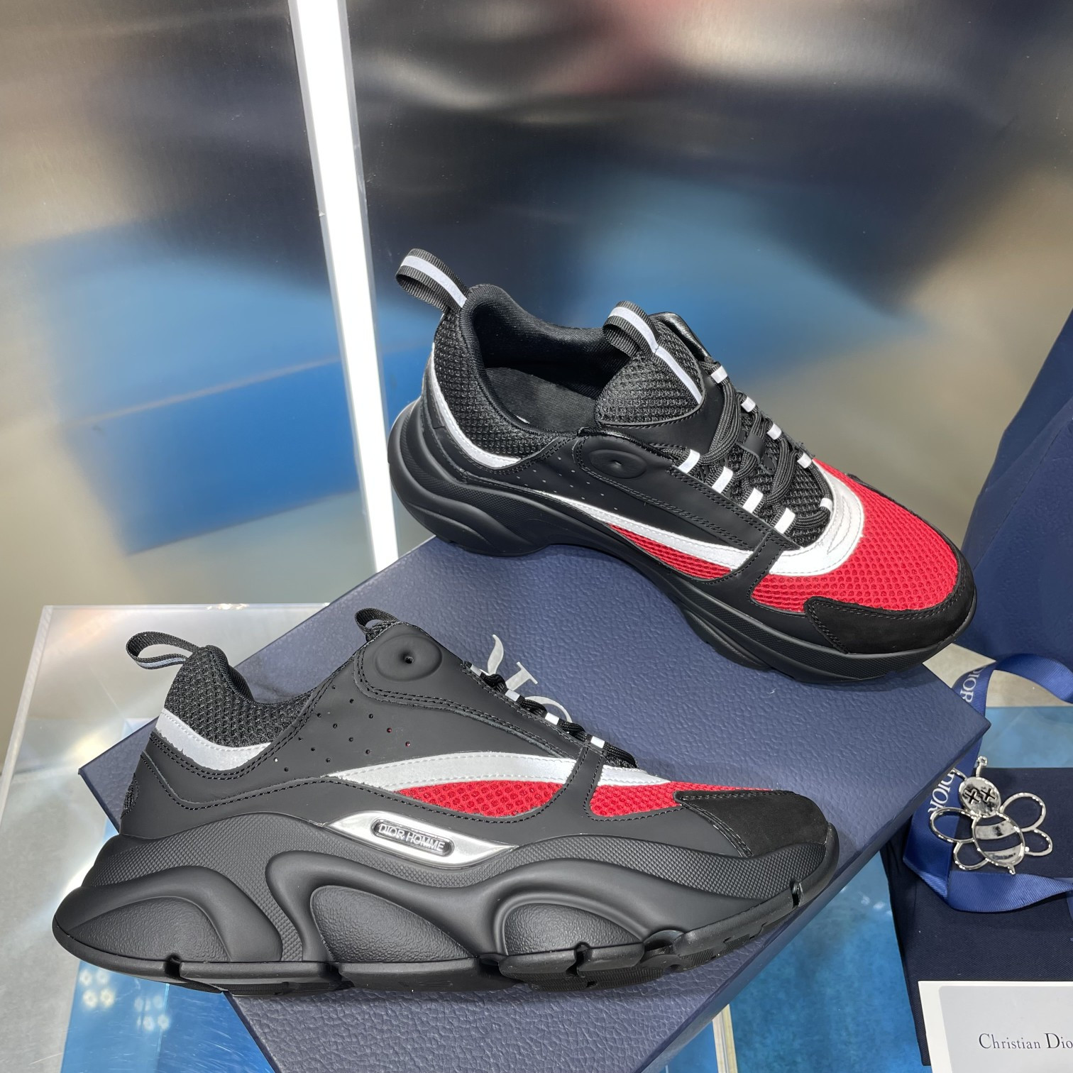 UA Dior B22 black and red Sneaker