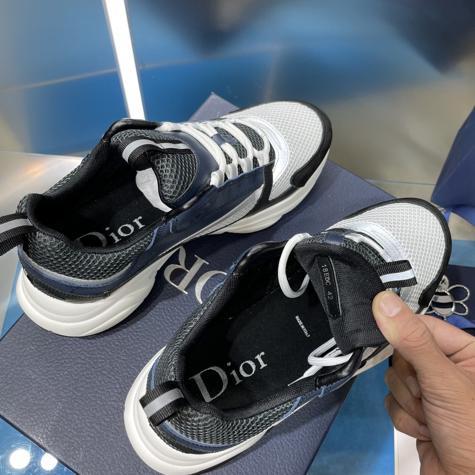 UA Dior B22 Sneaker