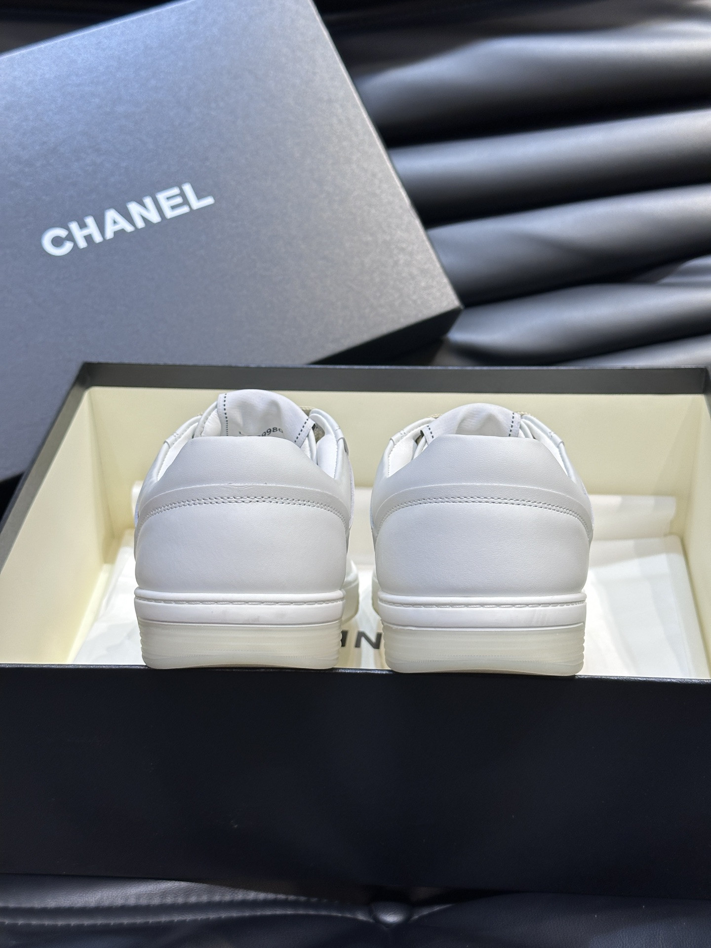 UA CHANEL SNEAKER Calfskin