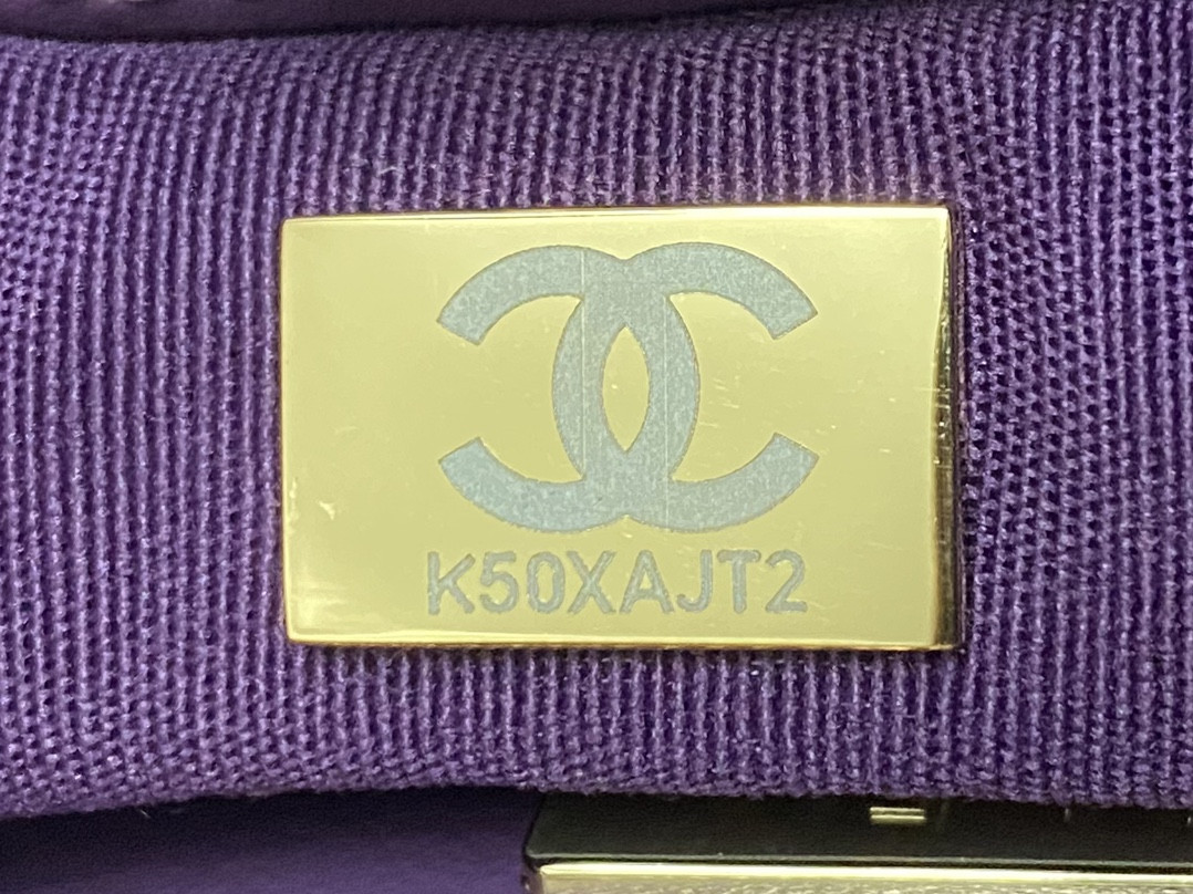 CHANEL MINI SHOPPING BAG Shiny Lambskin & Gold-Tone Metal 22x23x5.5cm