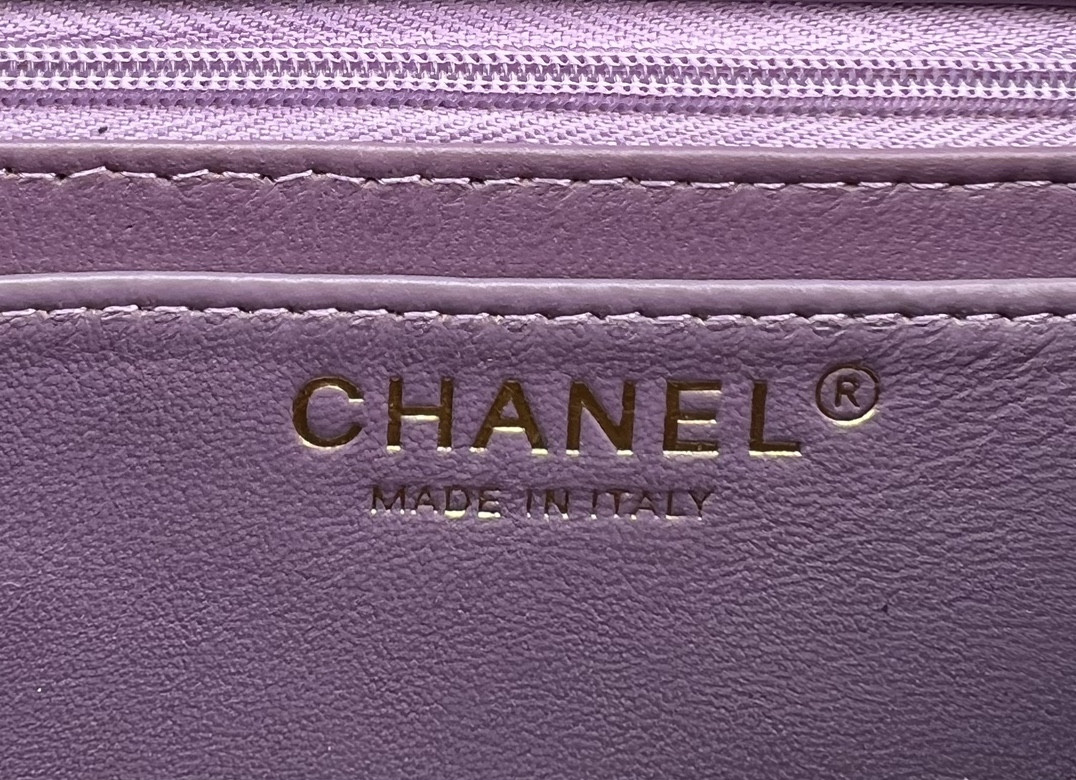 CHANEL CLASSIC 11.12 HANDBAG Tweed & Gold-Tone Metal   6 × 9.9 × 2.5 in