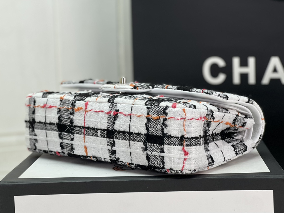 CHANEL CLASSIC 11.12 HANDBAG Tweed & Silver-Tone Metal   6 × 9.9 × 2.5 in