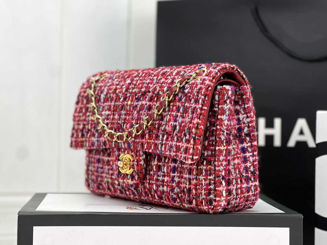 CHANEL CLASSIC 11.12 HANDBAG Tweed & Gold-Tone Metal   6 × 9.9 × 2.5 in
