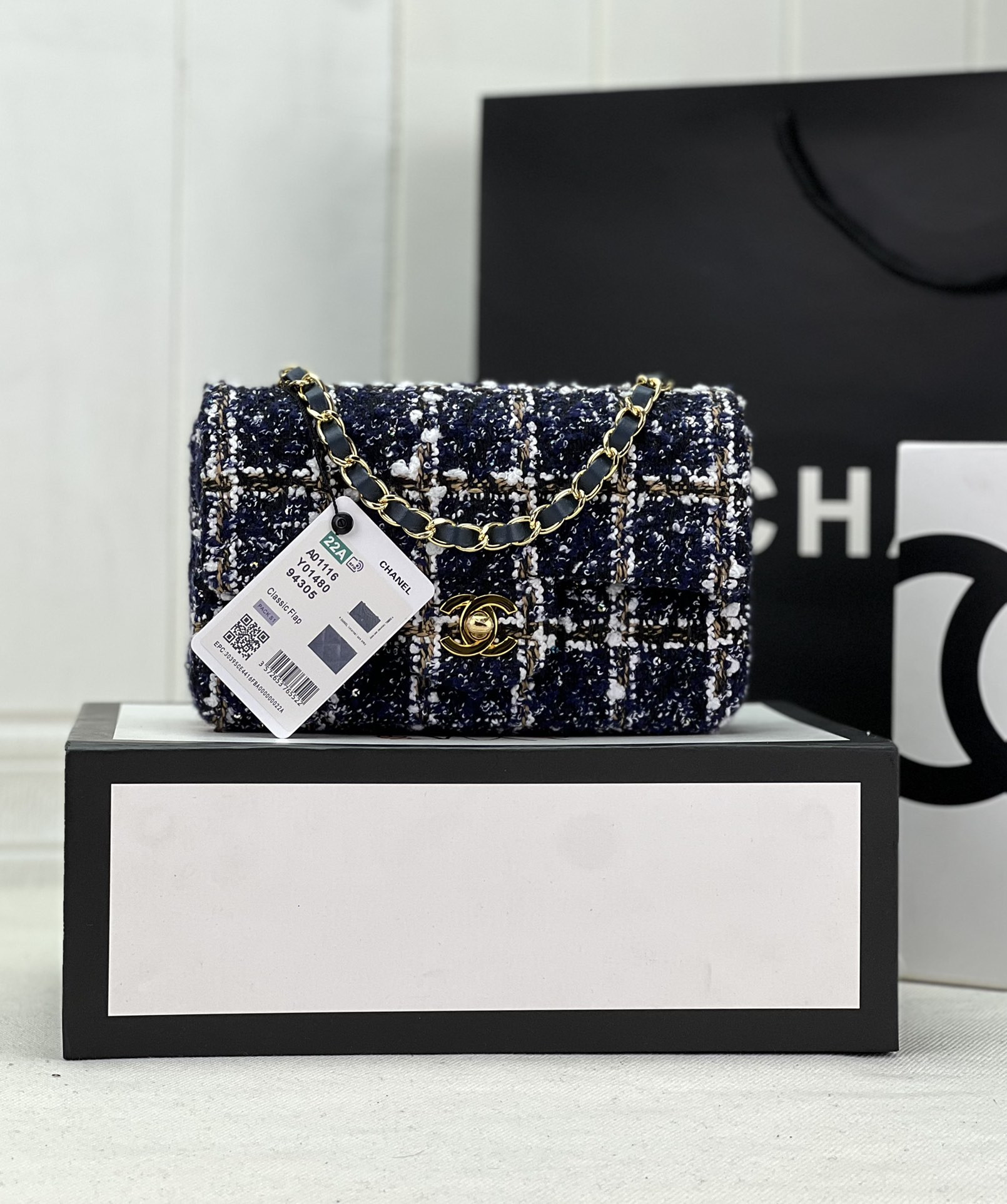 CHANEL MINI CLASSIC 11.12 HANDBAG Tweed & Gold-Tone Metal 4.7 × 7.8 × 2.3 in