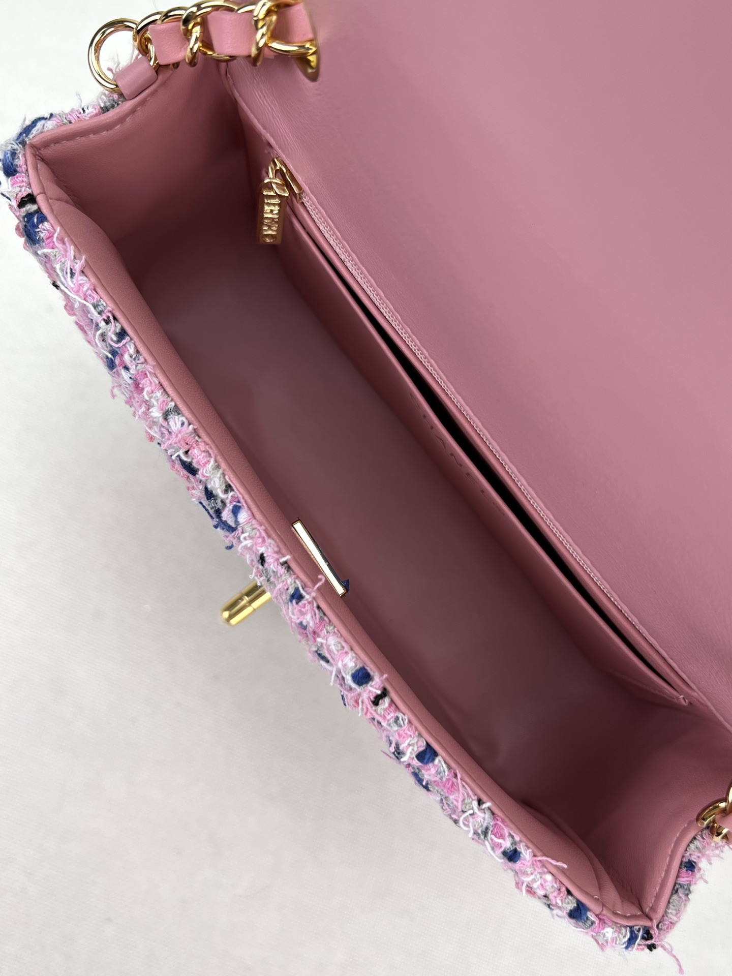 CHANEL MINI CLASSIC 11.12 HANDBAG Tweed & Gold-Tone Metal 4.7 × 7.8 × 2.3 in