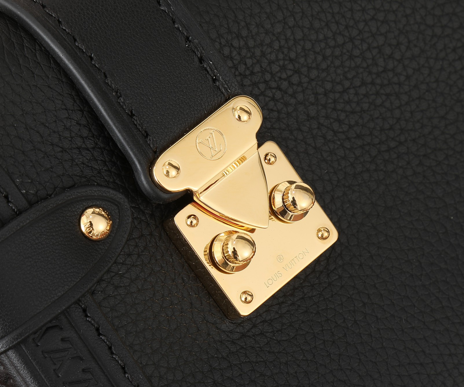 LV Side Trunk PM M23817 7.1 x 4.9 x 3.1 inches