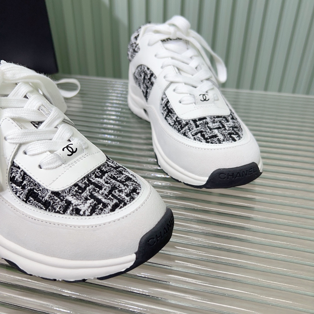 UA CHANEL SNEAKERS Tweed