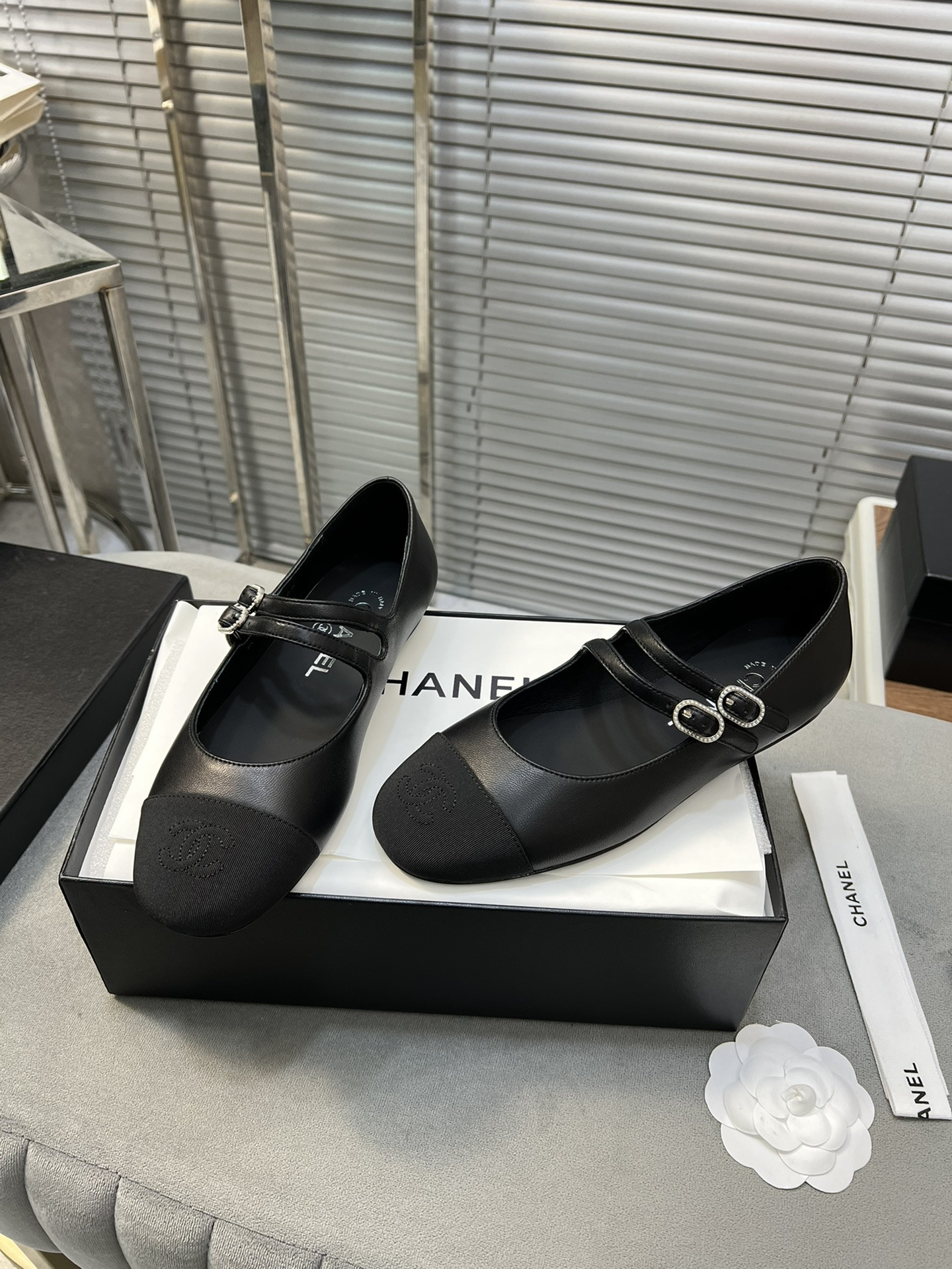 UA CHANEL MARY JANES  Lambskin & Grosgrain