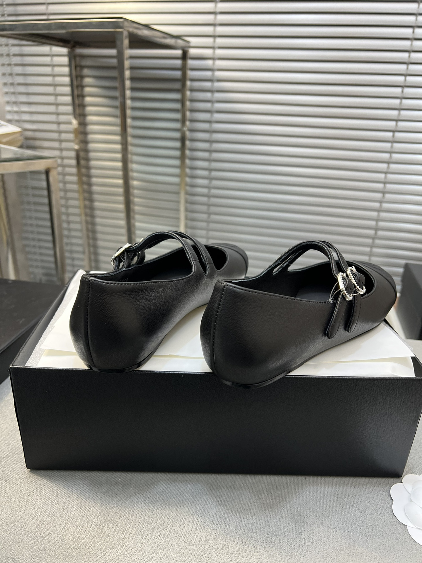 UA CHANEL MARY JANES  Lambskin & Grosgrain