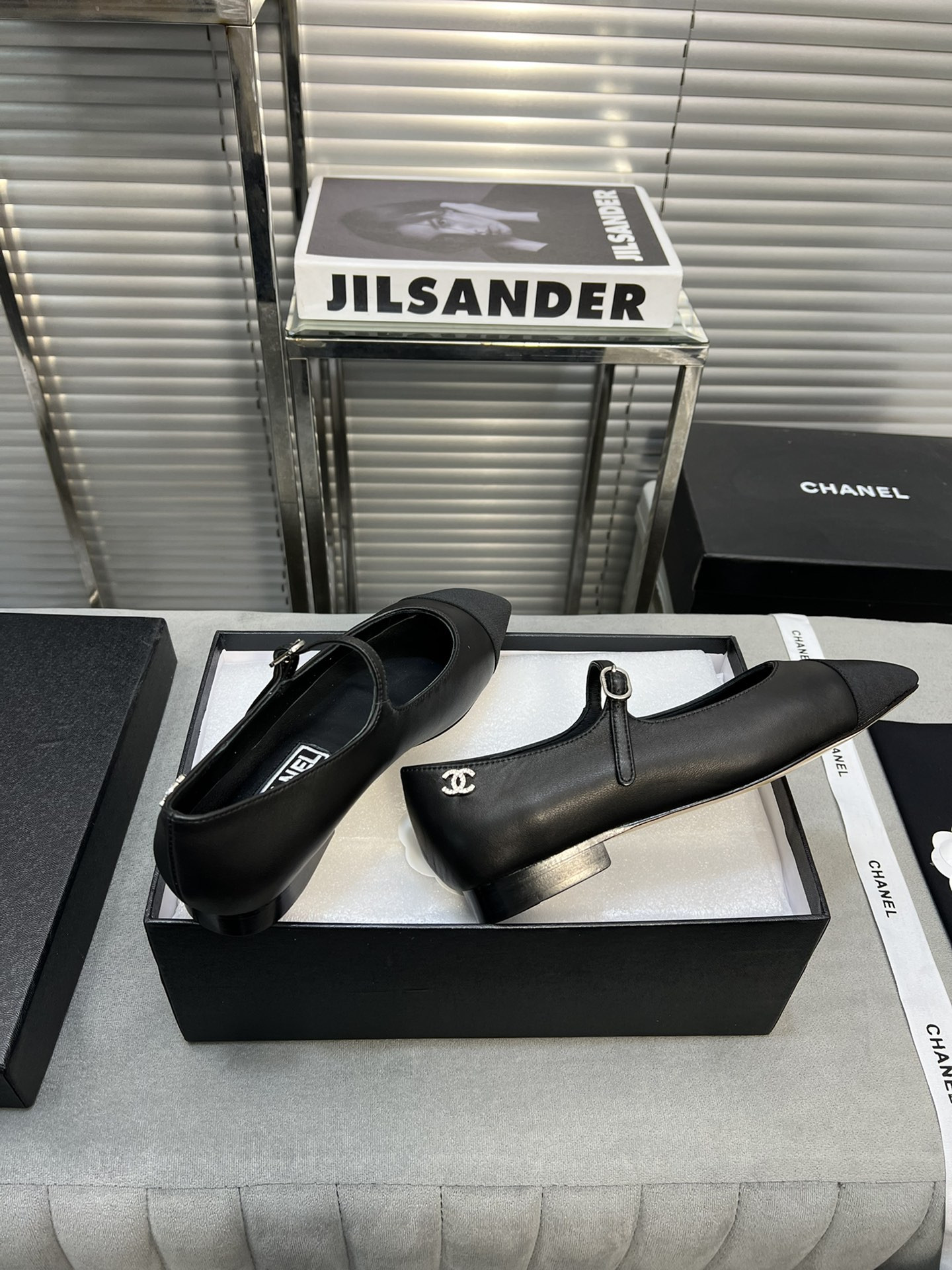 UA CHANEL MARY JANES  Lambskin