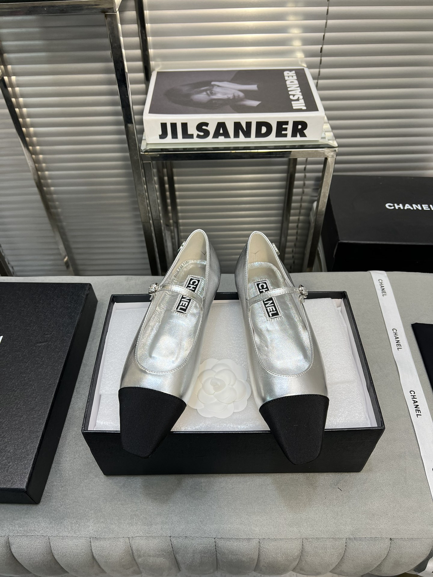 UA CHANEL MARY JANES  Lambskin